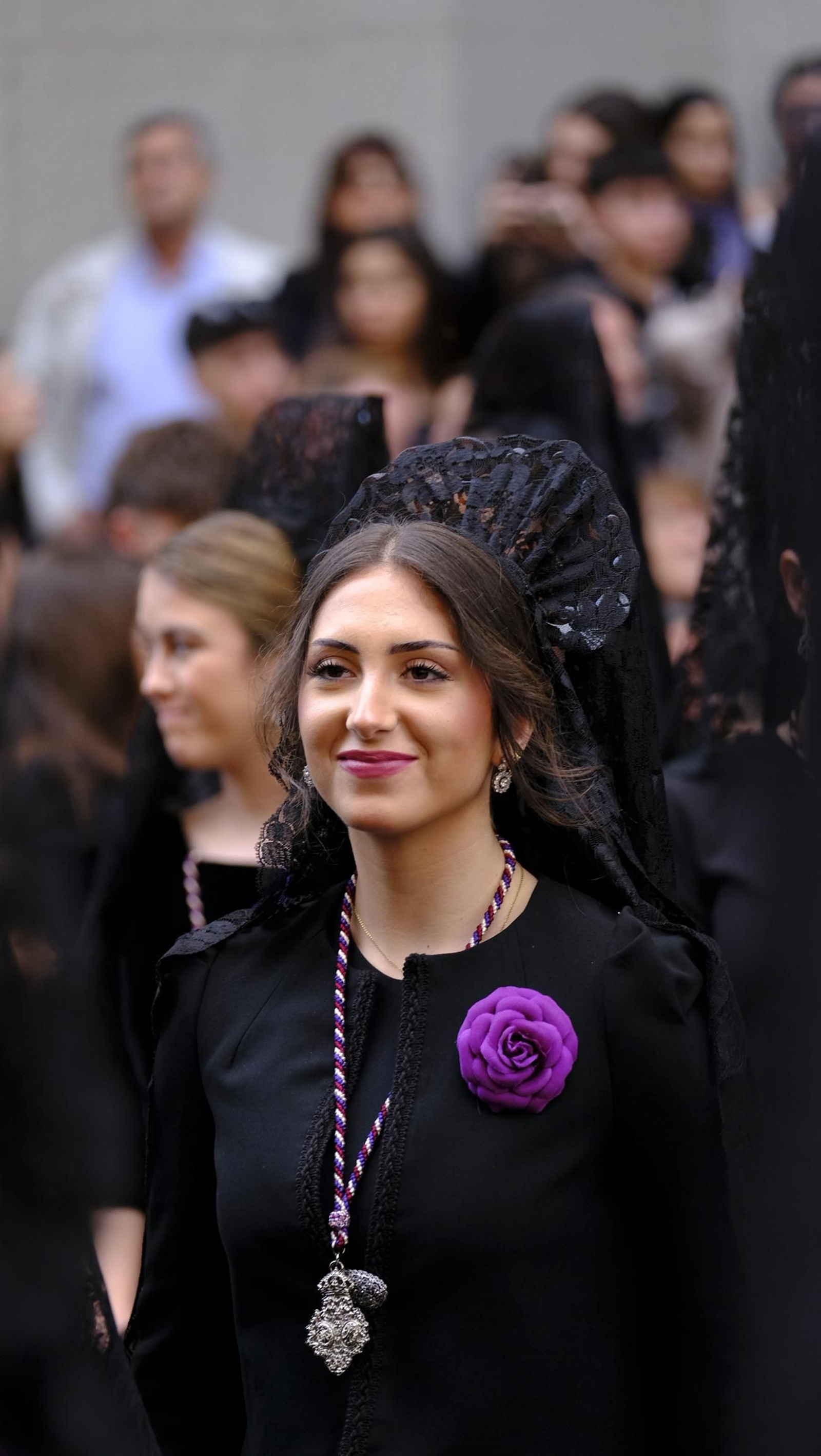 Pasión vuelve a su Iglesia de Santa Teresa azotada por la lluvia