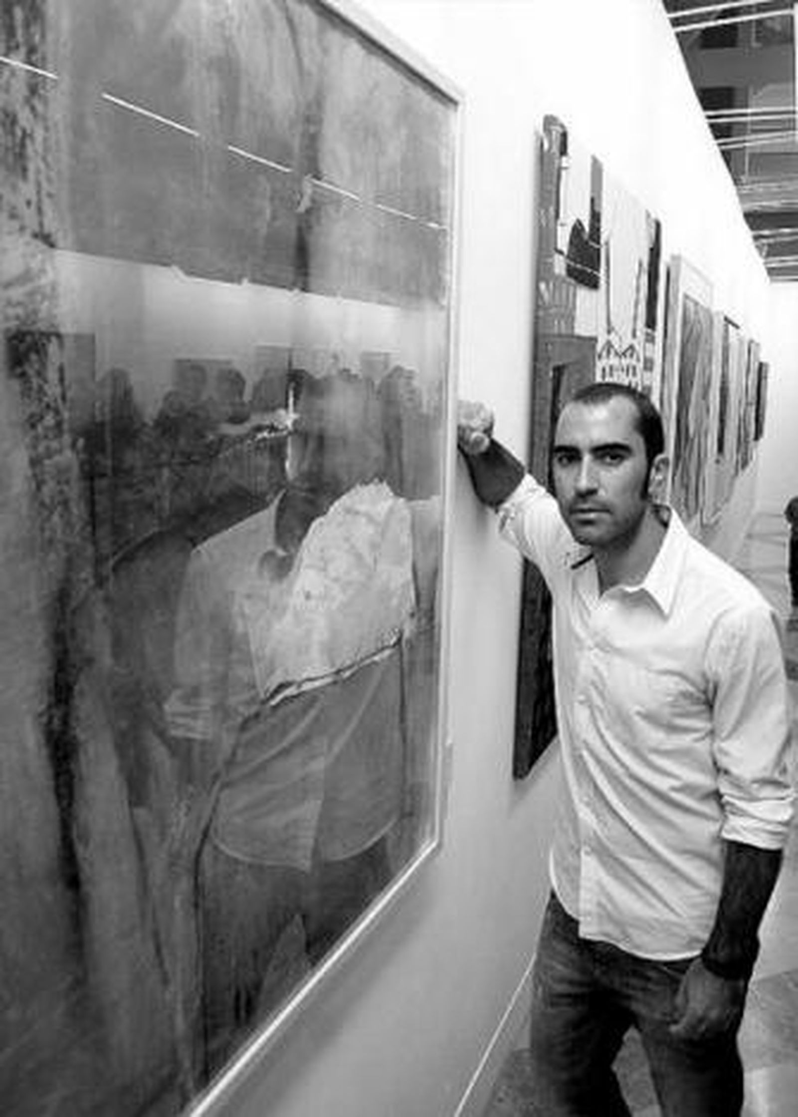 Francisco Javier Mora junto a su 'Luis XVI'.