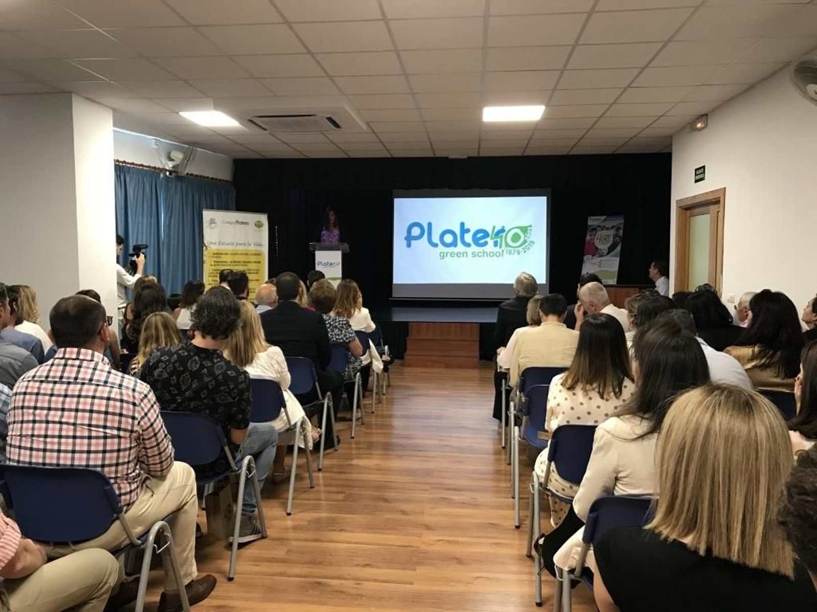 Acto de conmemoración del 40 aniversario de Platero Green School de Málaga.