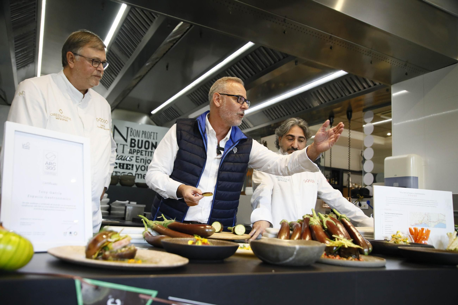 Las imágenes de una nueva variedad de berenjena en Almería