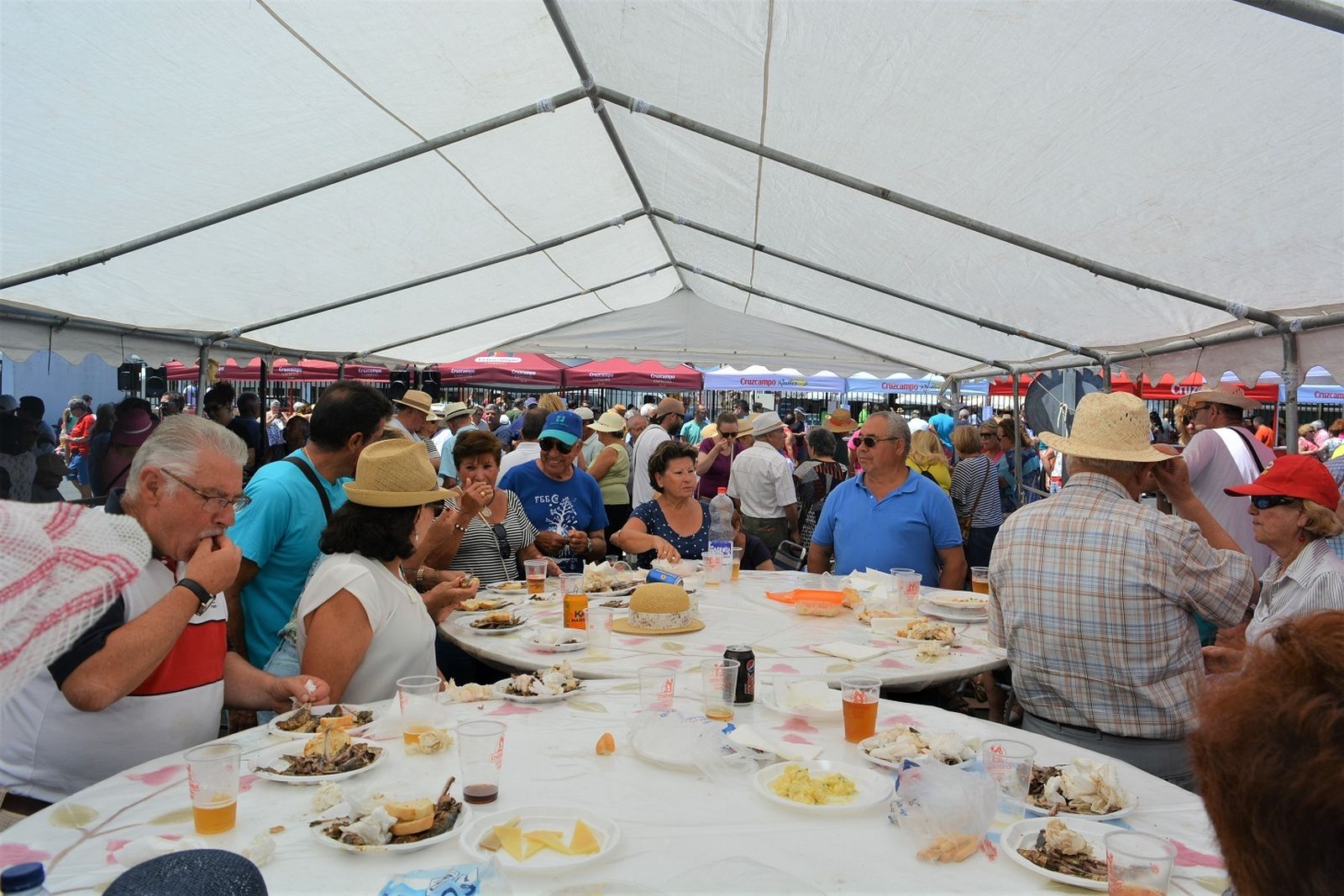 Ambiente en las instalaciones del Puerto Pesquero de Punta Umbría.