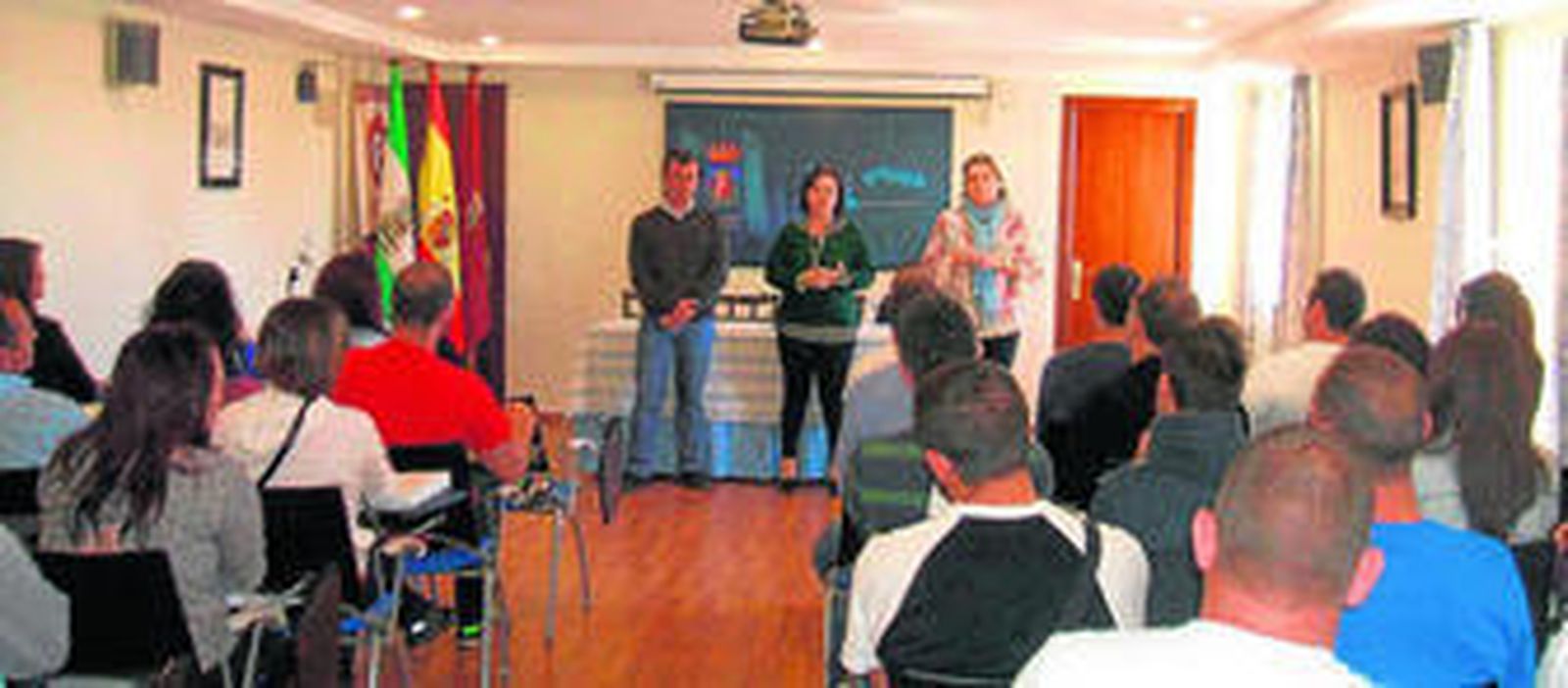 Momento de la inauguración de las nuevas acciones formativas.