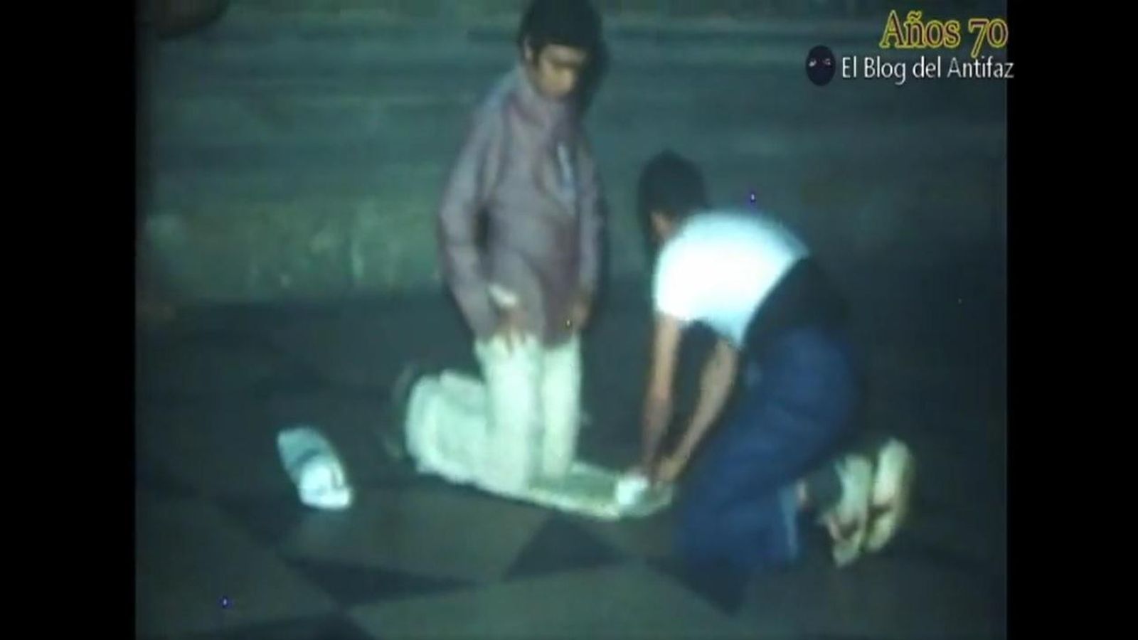 Costaleros fajándose