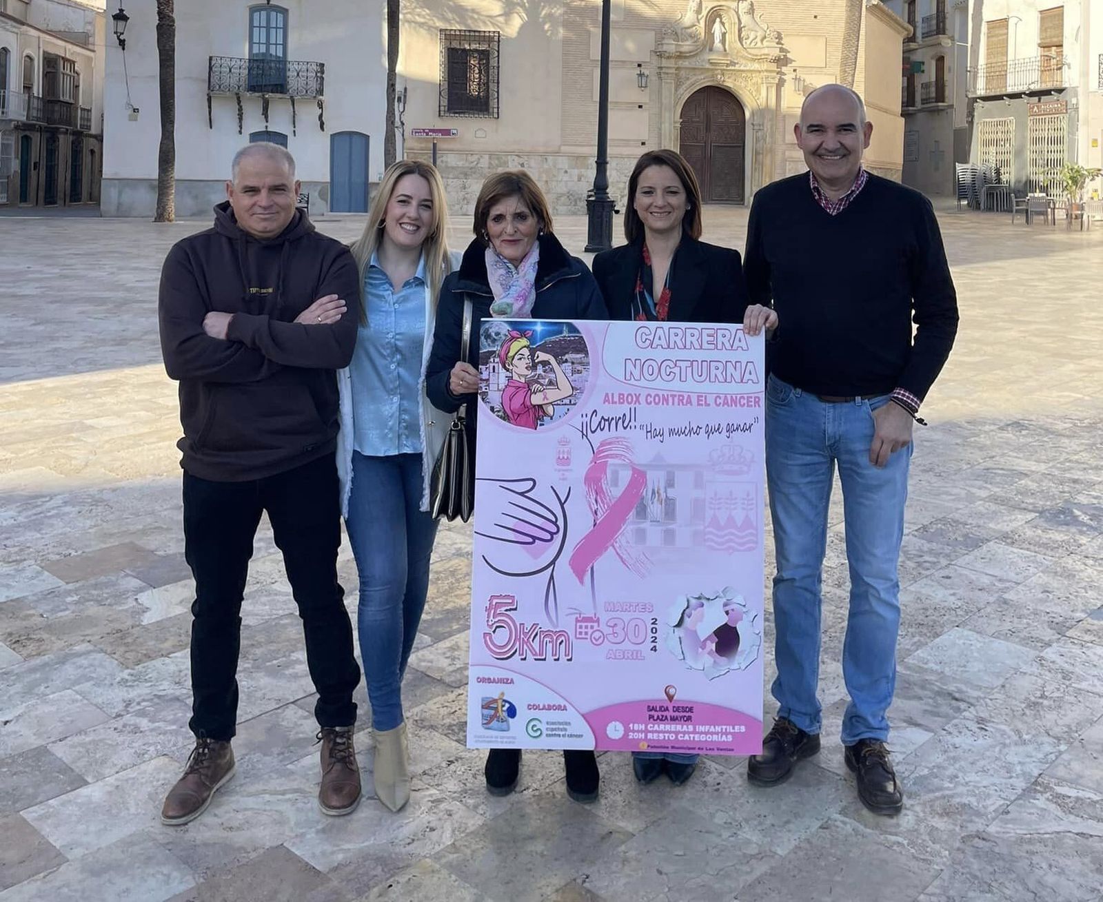 Imagen de archivo de la presentación del cartel de la Carrera Nocturna Contra el Cáncer 2024.