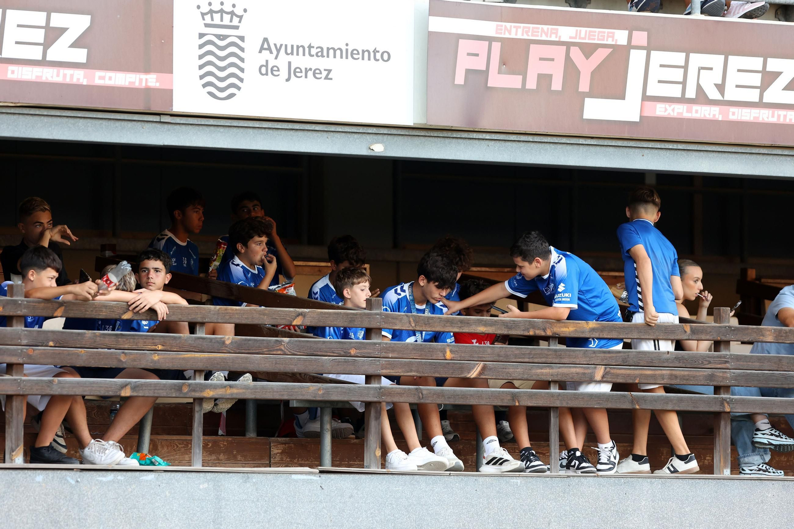 Búscate en el Xerez DFC contra el Yeclano Deportivo en Chapín
