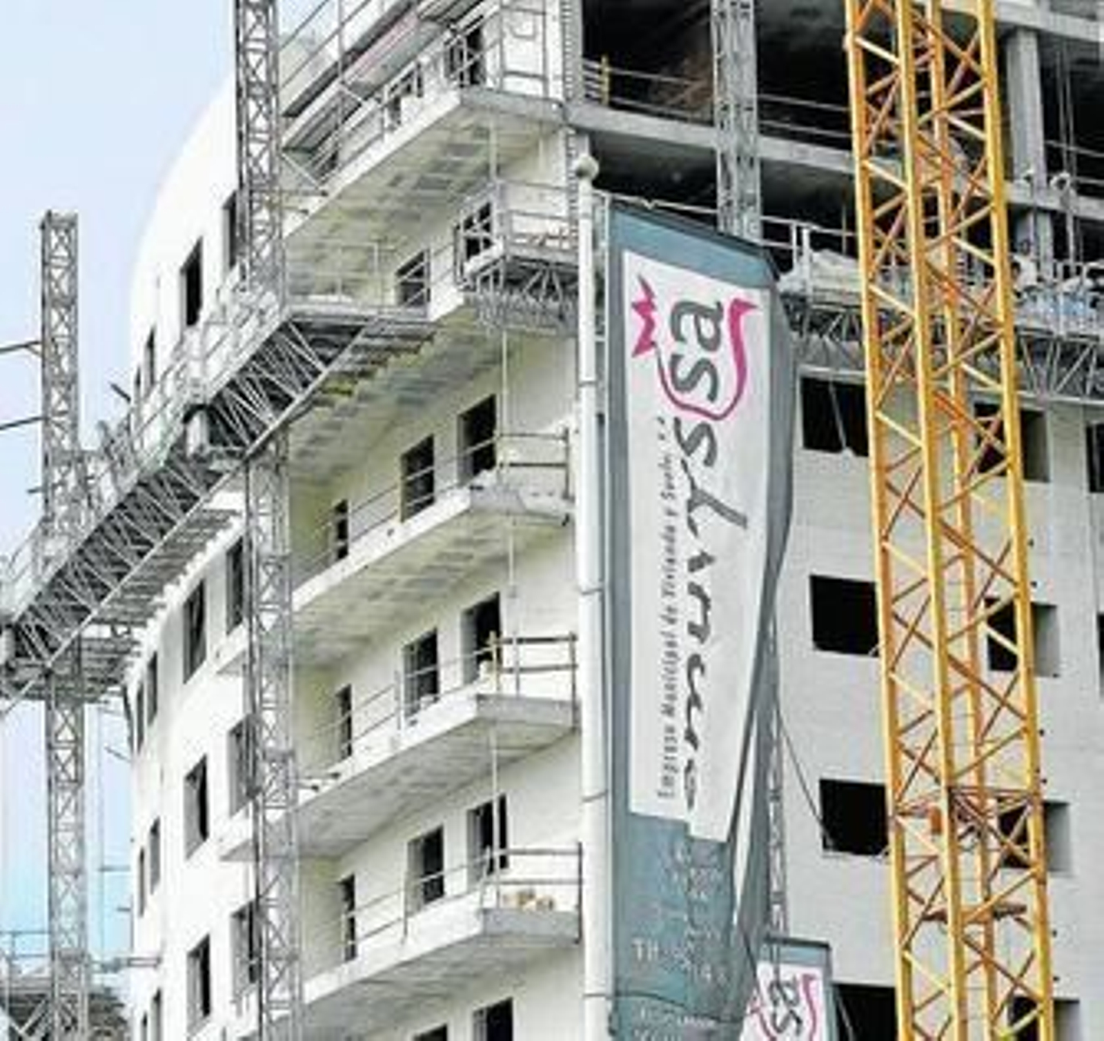 Una de las últimas promociones de Emuvyssa en la capital.