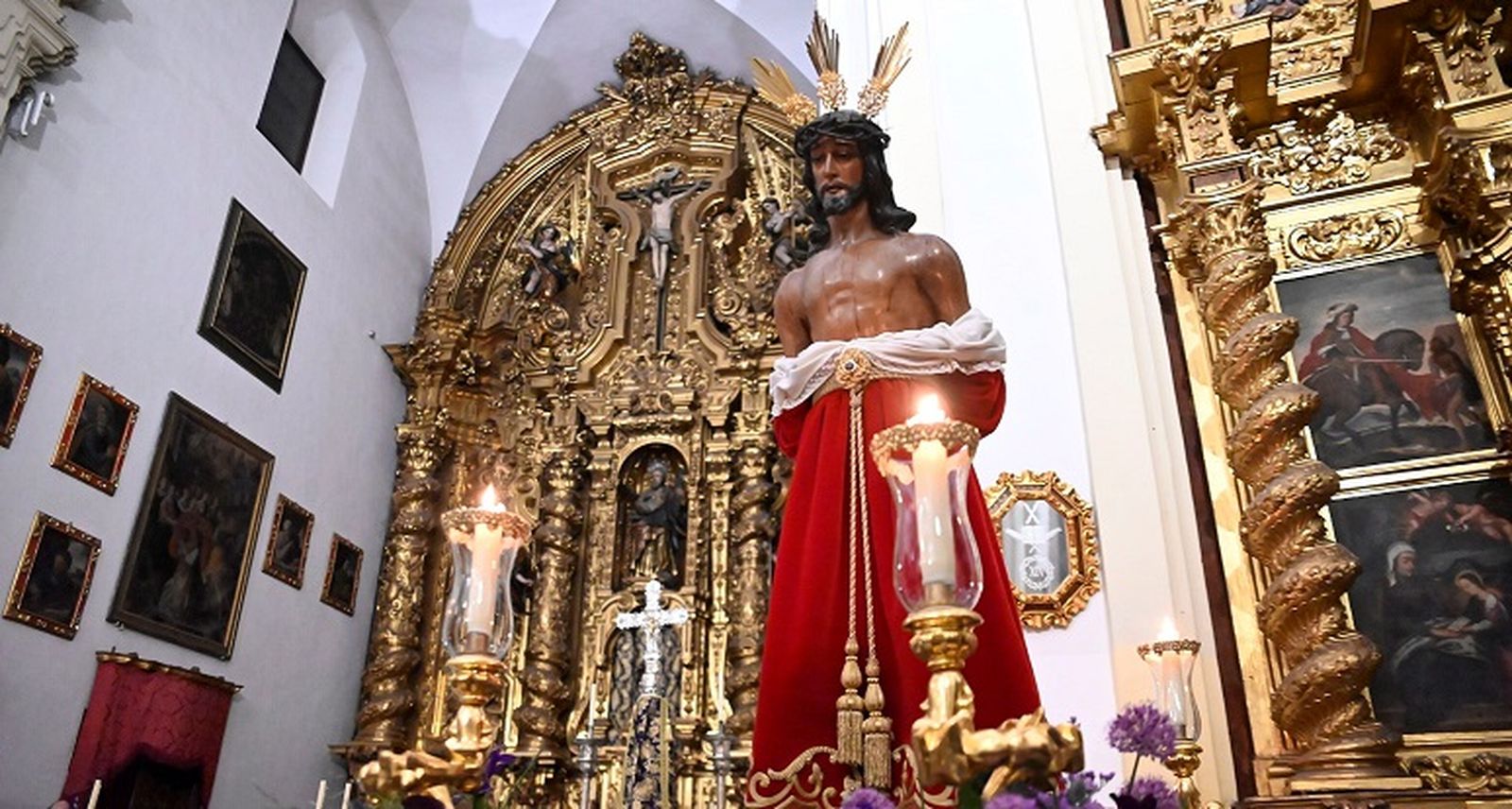 El Señor de las Penas, en el interior de San Andrés, durante el vía crucis del año pasado.