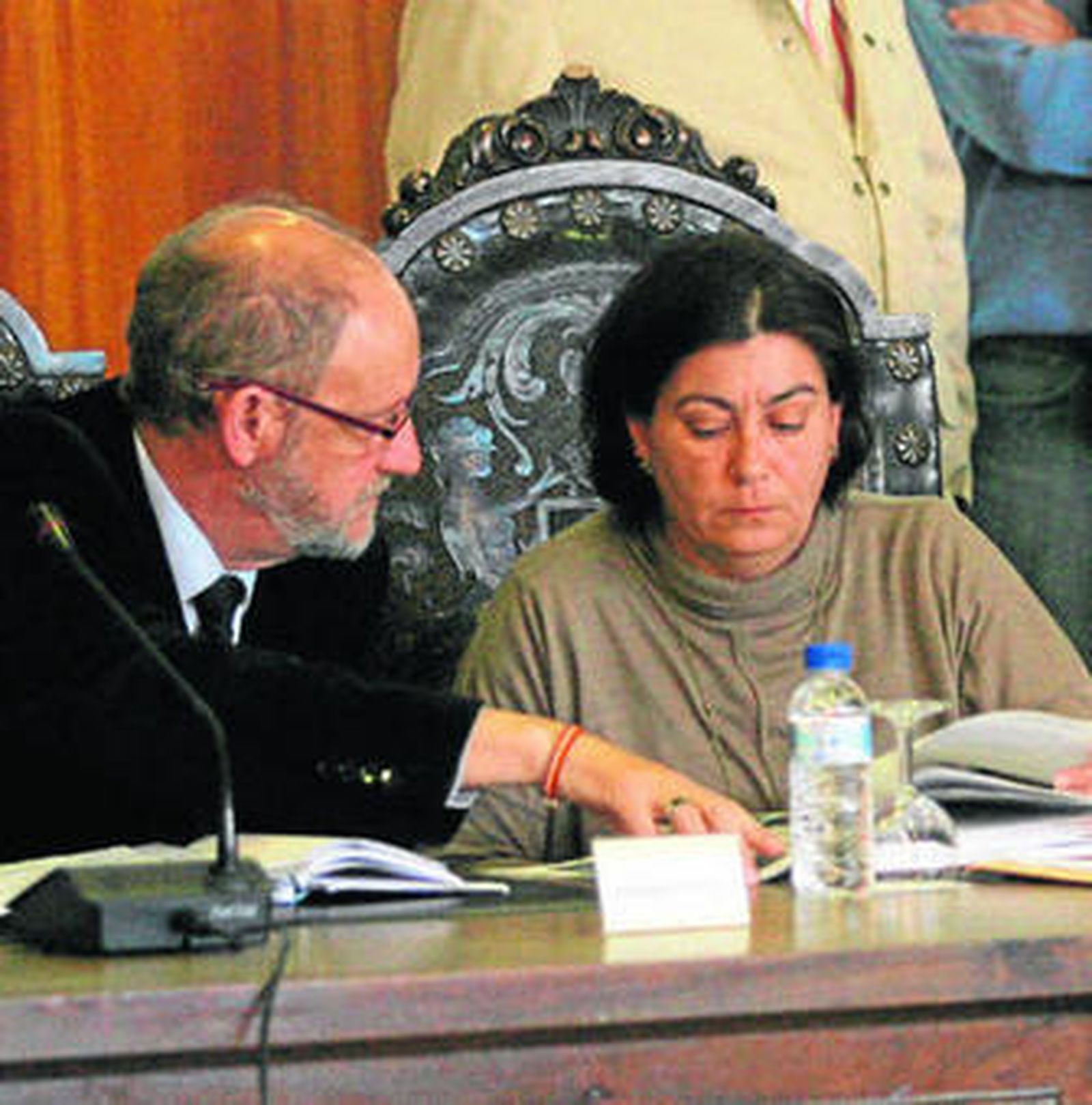 Los concejales de IU, Javier Meléndez y Ceferina  Peño, foto de archivo.