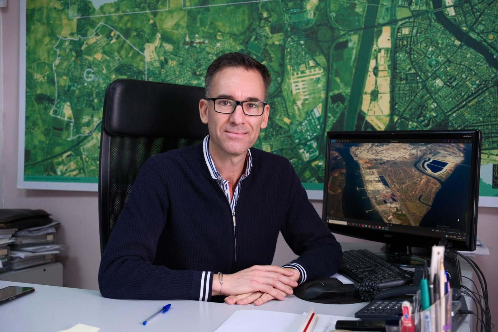 Sergio Cornejo, cartelista de la Semana Santa 2026.