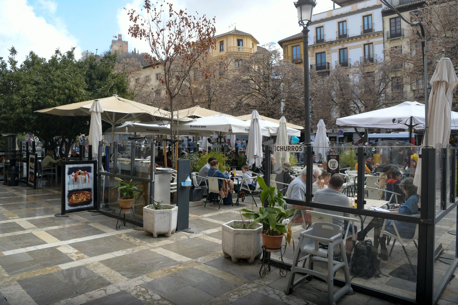 El tirón del empleo turístico lo acerca a niveles prepandemia