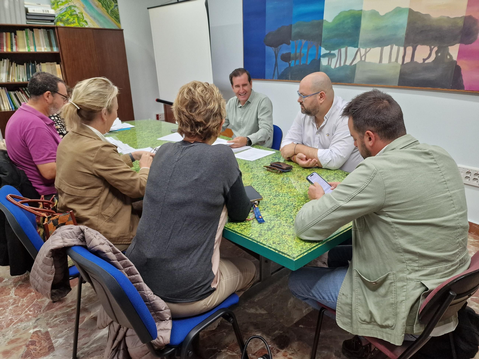 Una imagen de la reunión. Una imagen de la reunión.