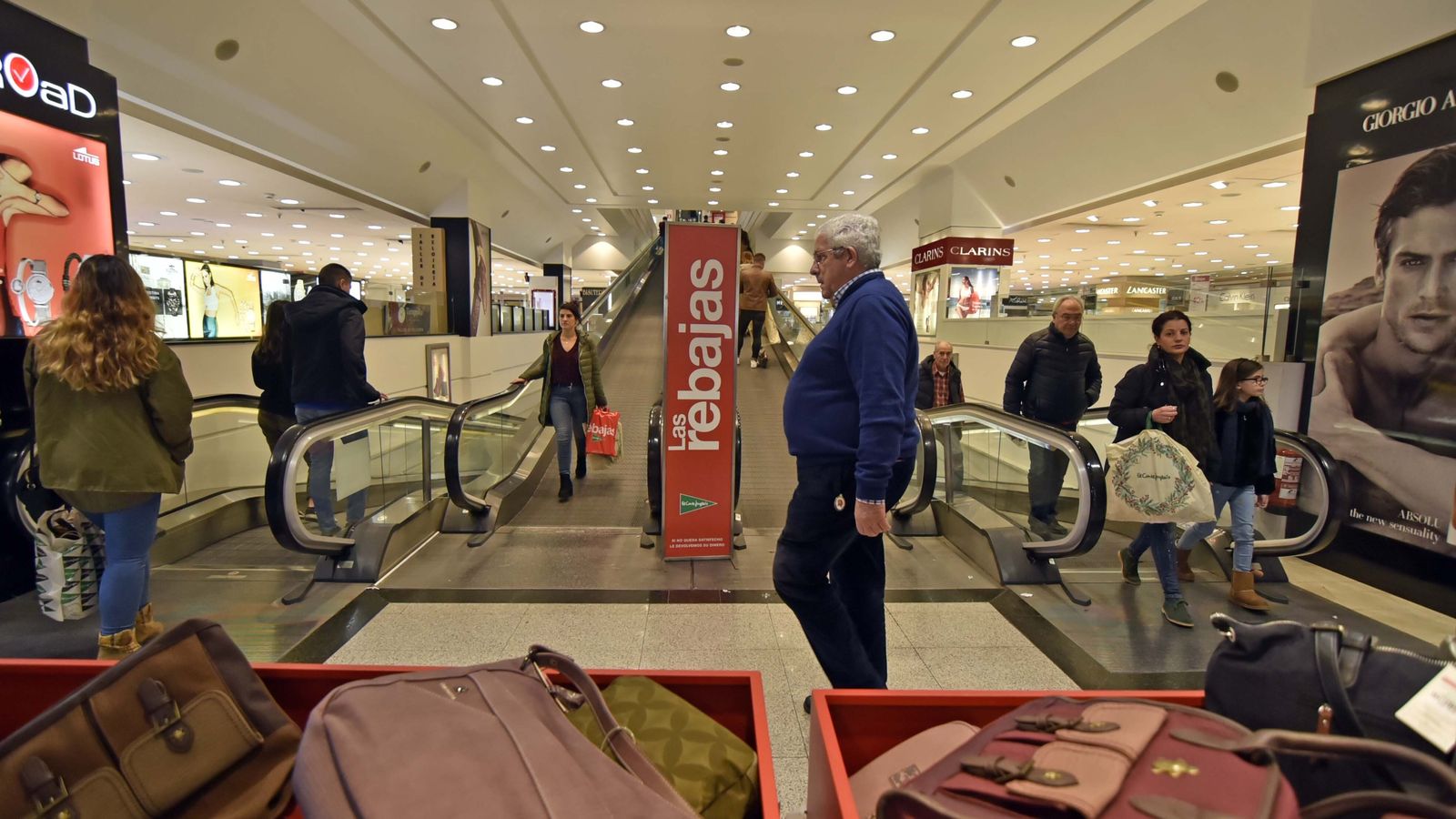 Interior de El Corte Inglés.