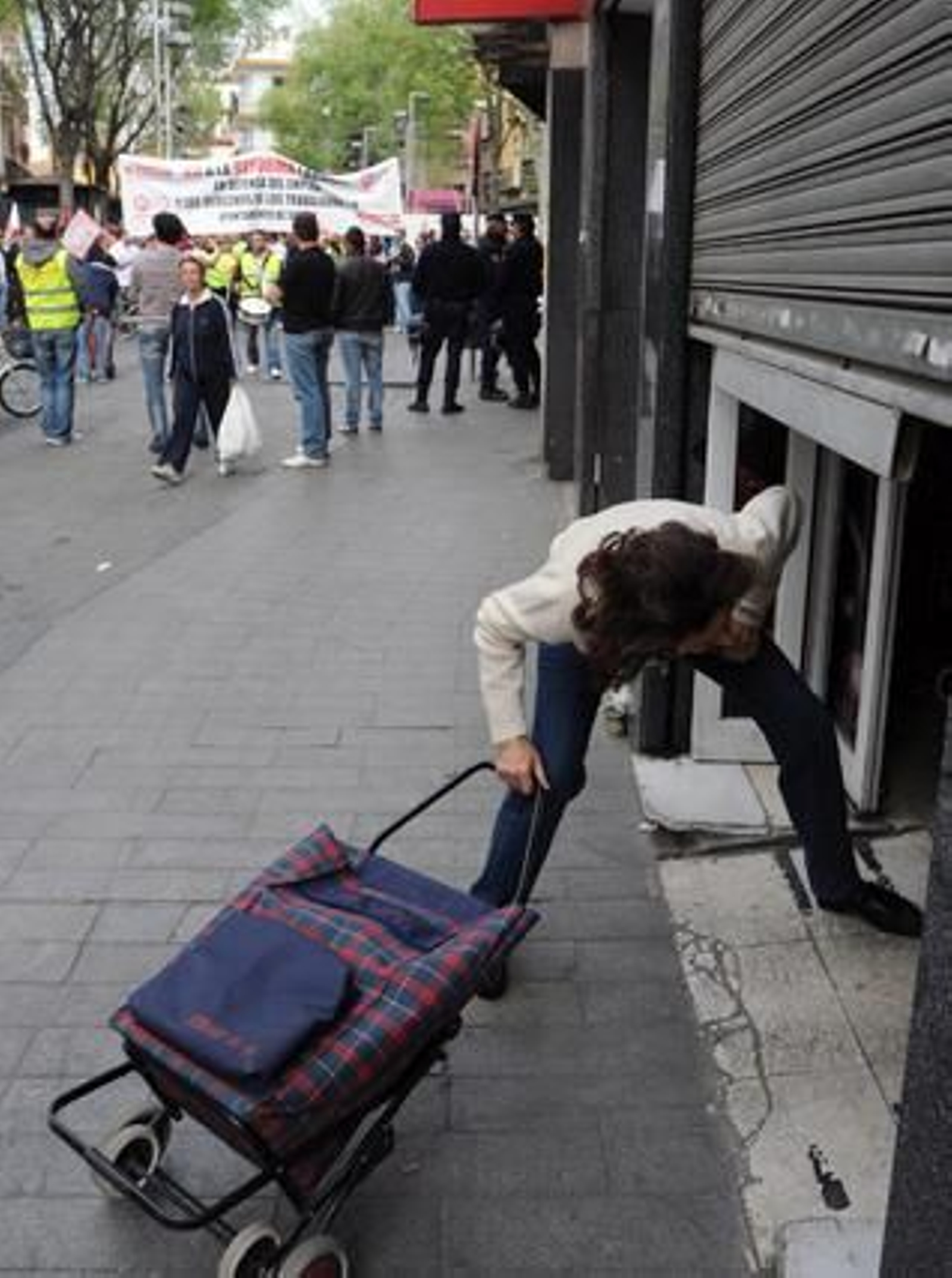 Las imágenes de la huelga general en Sevilla