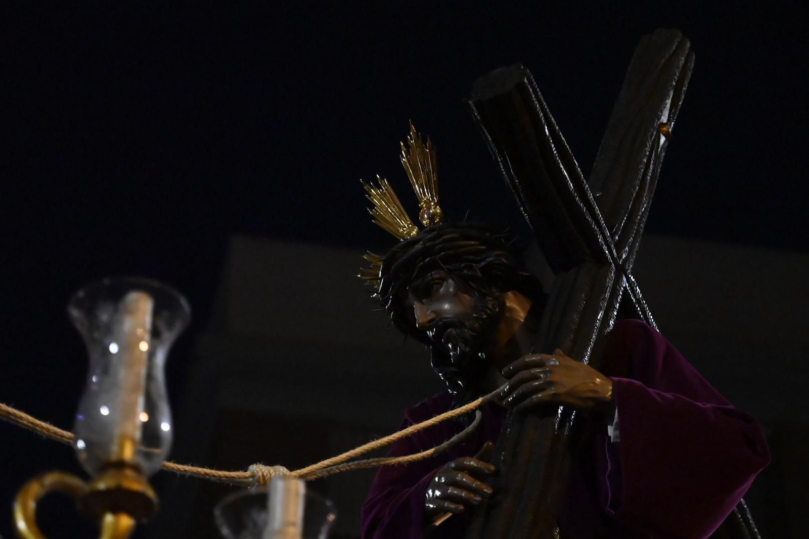 La procesión de la hermandad de la O de Córdoba en este Sábado de Pasión, en imágenes