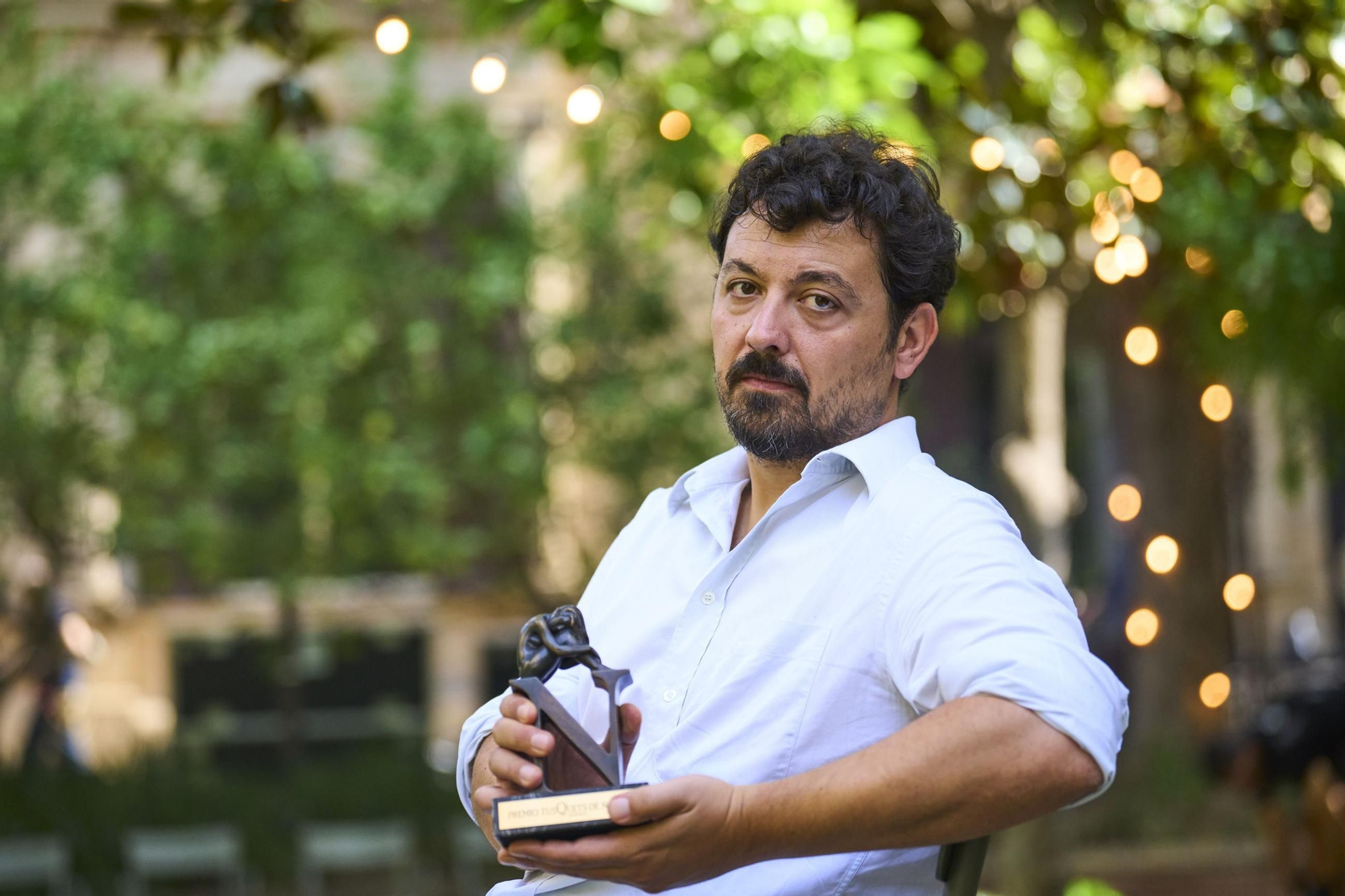 El novelista Francisco Serrano, este jueves en Barcelona con el Premio Tusquets.