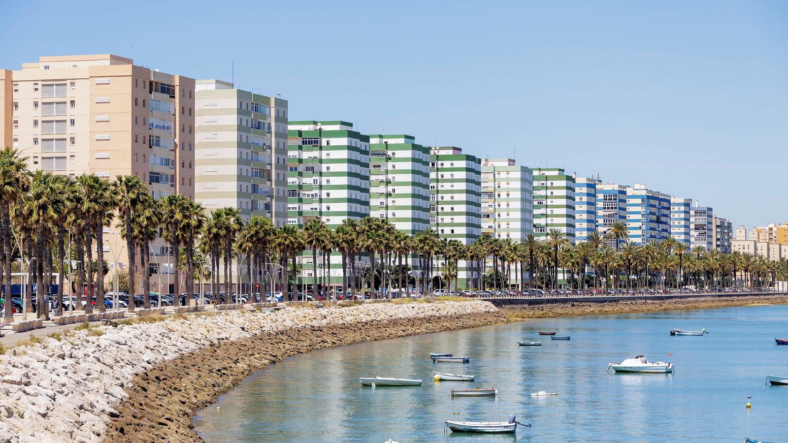 Paseo marítimo de la Barriada de la Paz Paseo marítimo de la Barriada de la Paz