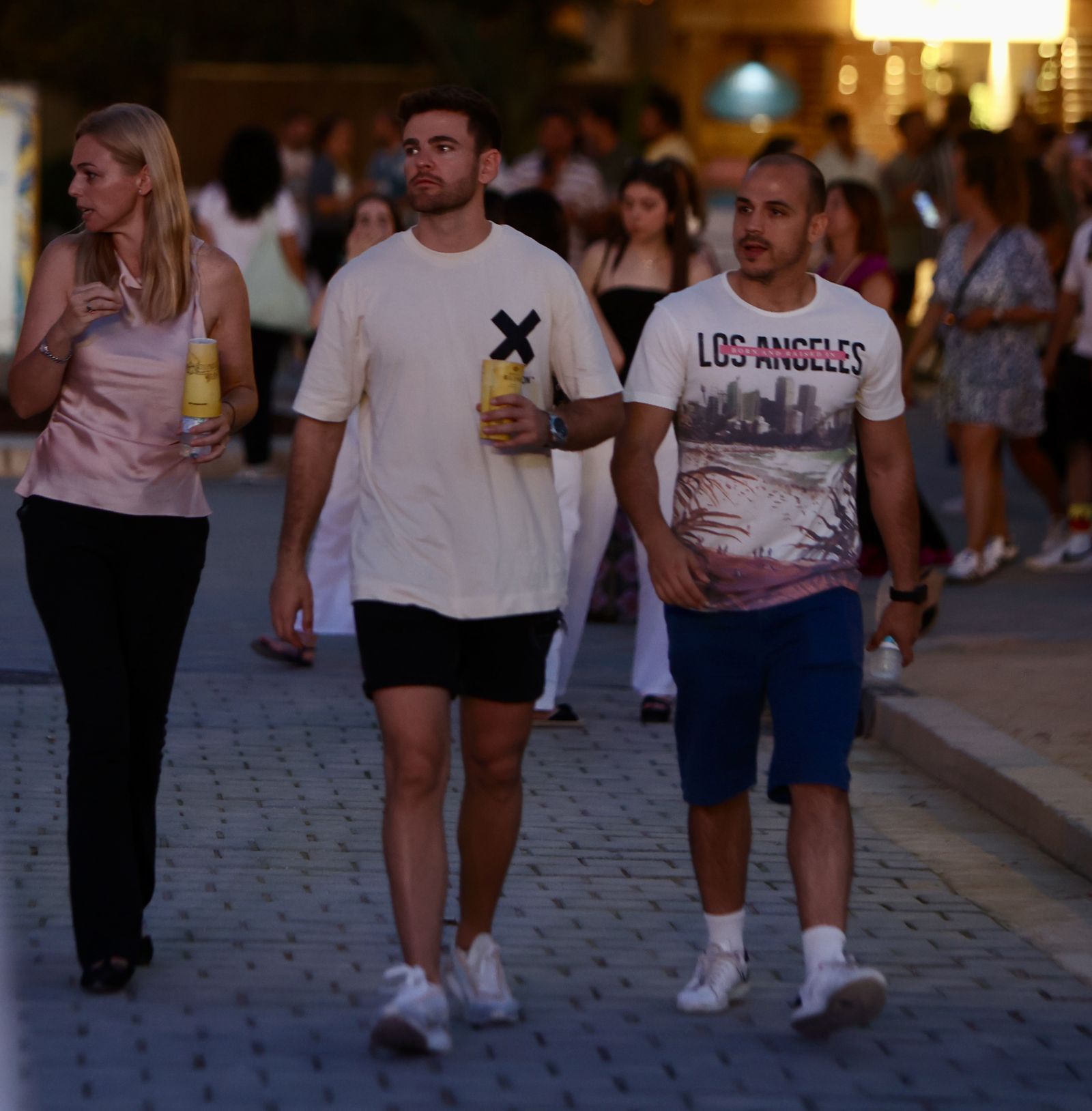 Búscate en el concierto de Maluma