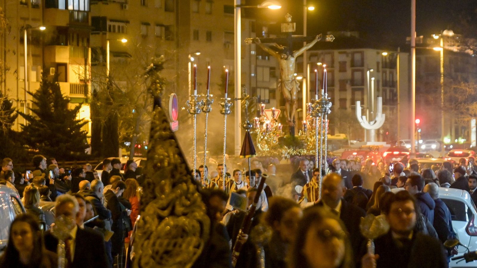 Fotogalería: Vía Crucis Hermandad de la Sagrada Lanzada 2025