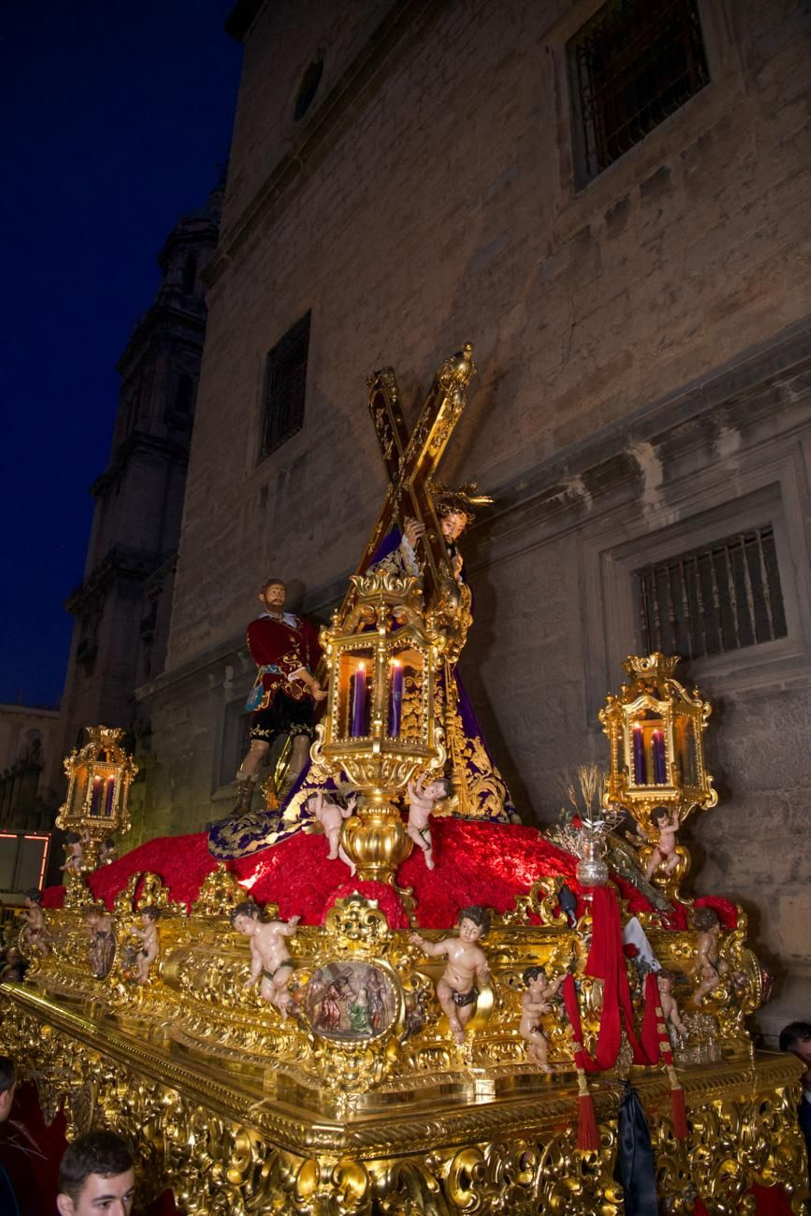 El Abuelo abre el camino de la histórica Magna en Jaén
