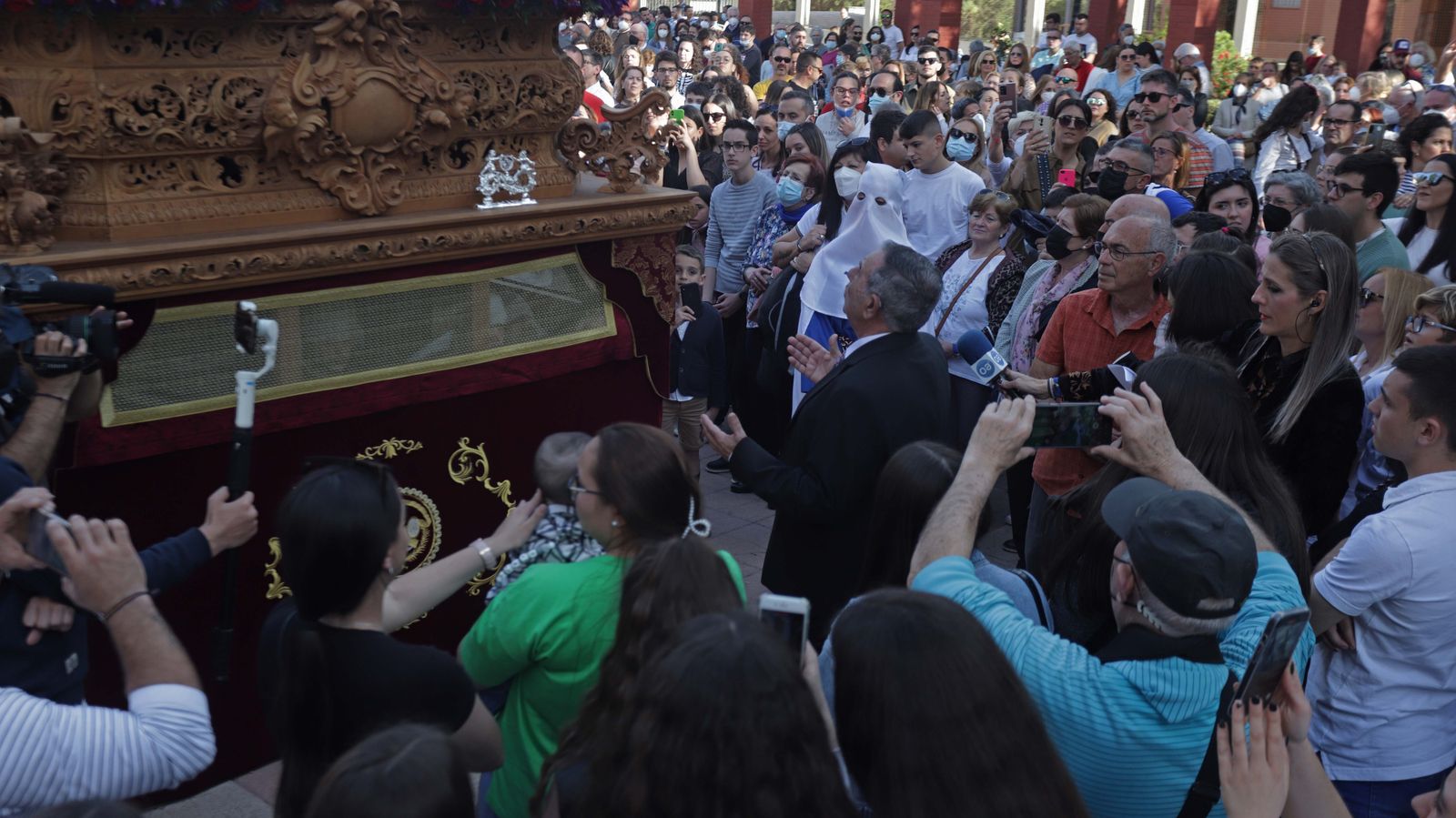 Fotos del Jueves Santo en Algeciras: Las Tres Caídas