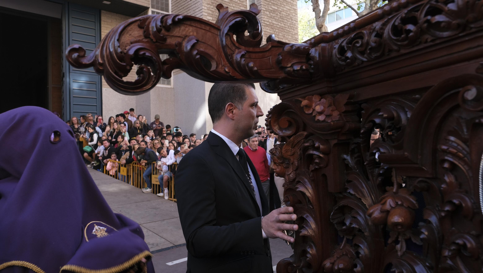 La procesión de Pasión en Almería, en imágenes