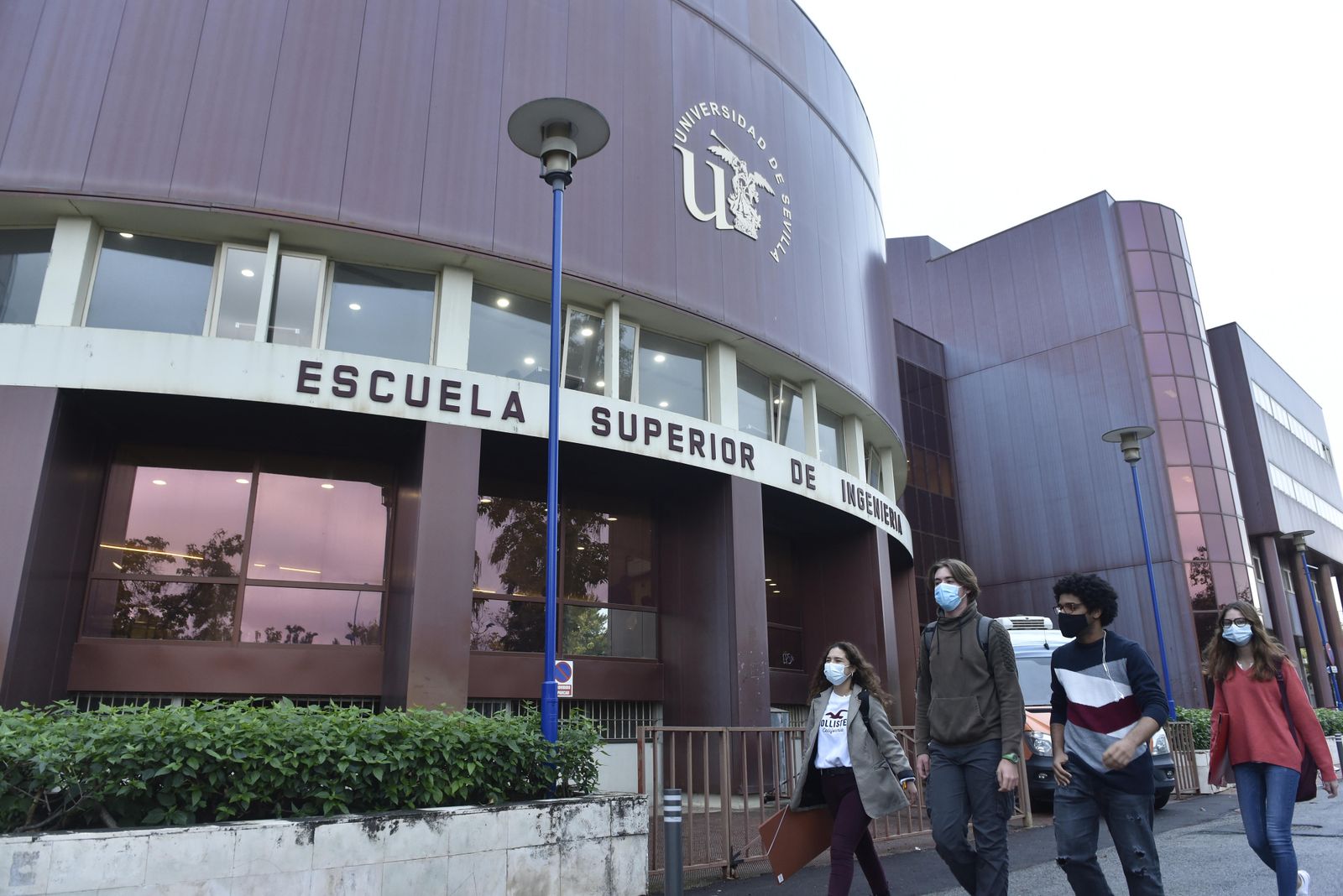 Escuela Superior de Ingeniería, en la Isla de la Cartuja.