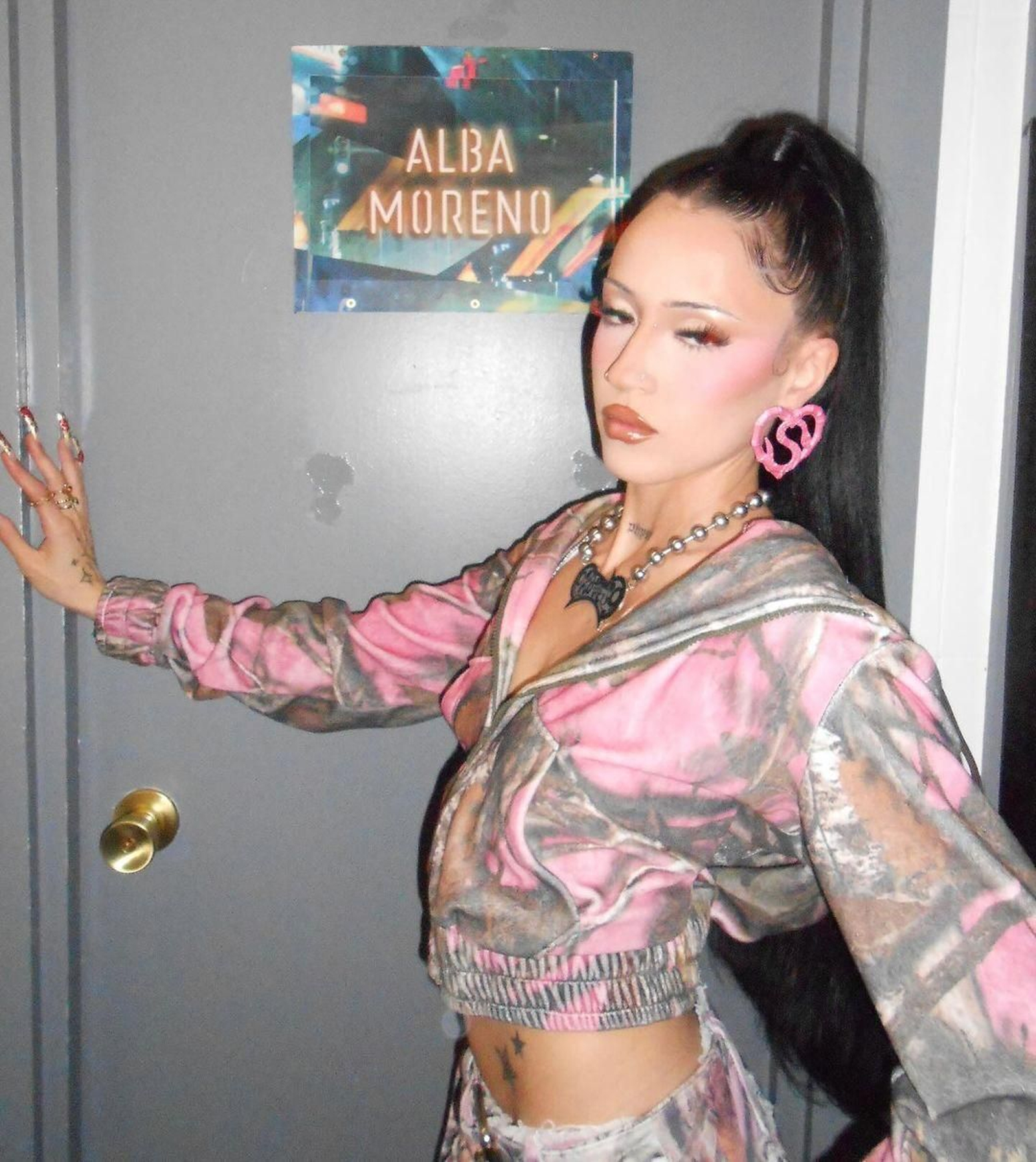 Alba Moreno en el camerino de La Resistencia