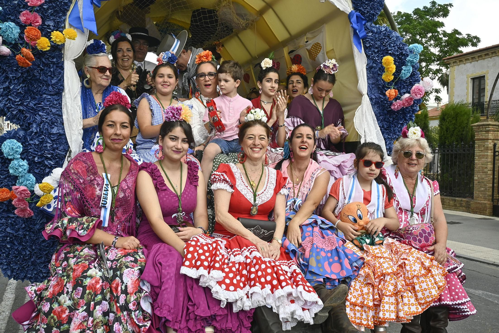 Todos los rocieros de la comitiva de la Hermandad de Huelva, en imágenes