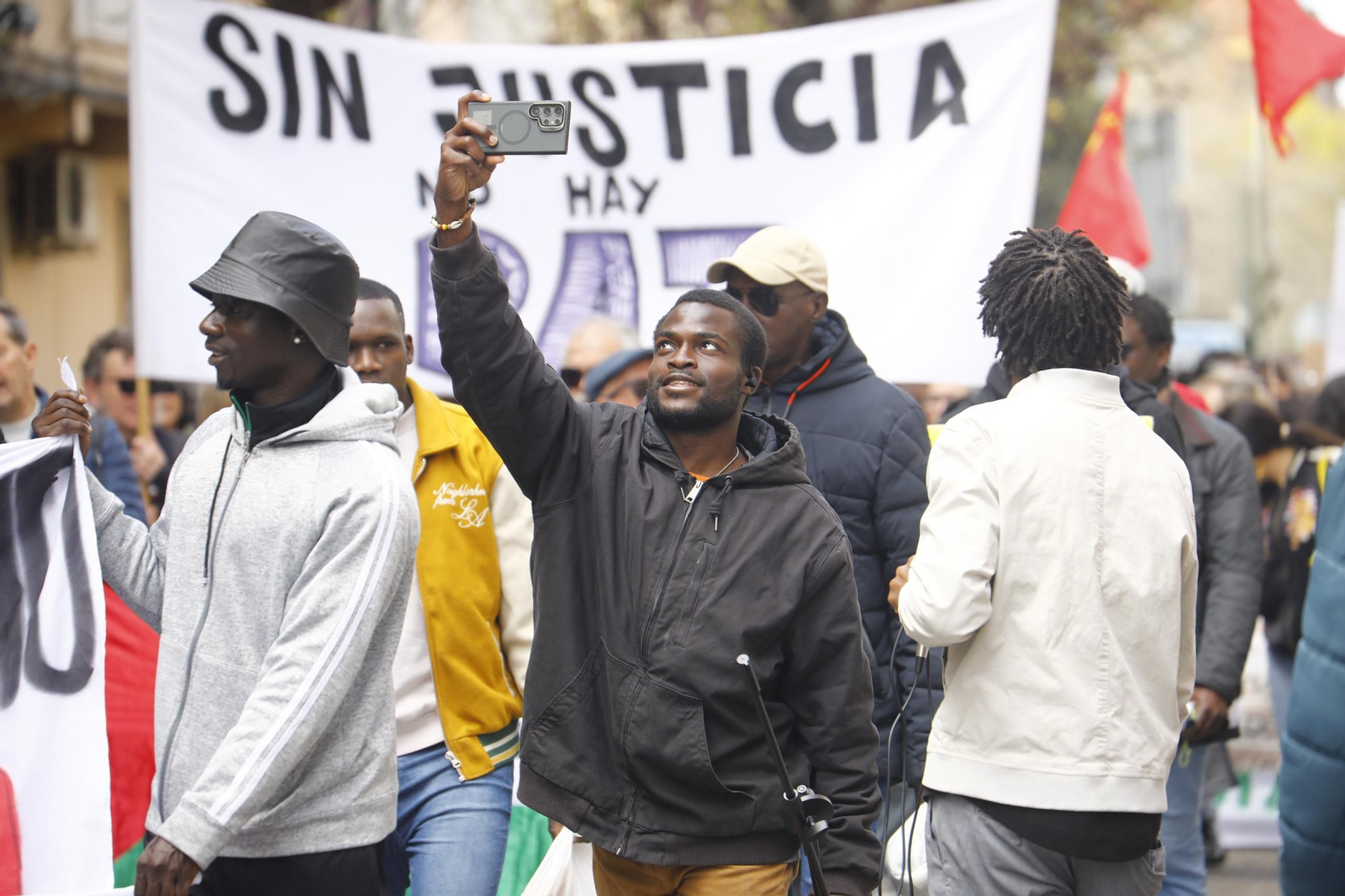 La manifestación antirracista por los derechos de las personas migrantes de Córdoba, en imágenes