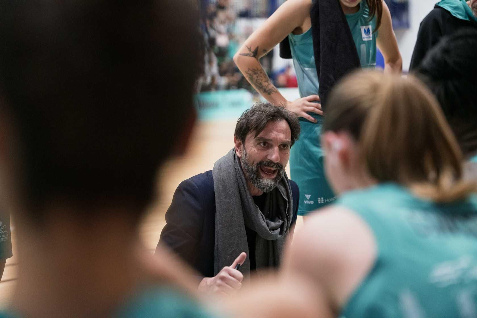 Gran remontada del CAB Estepona ante el Joventut (66-62)