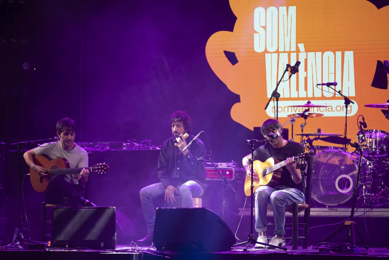 Todas las imágenes de la unión de la industria musical de Granada por Valencia