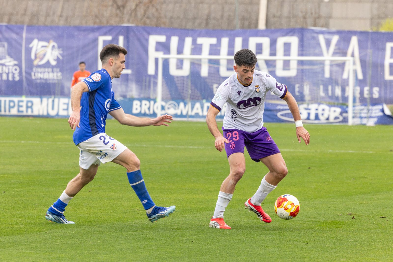 Las mejores imágenes del empate en el derbi entre Linares Deportivo y Real Jaén