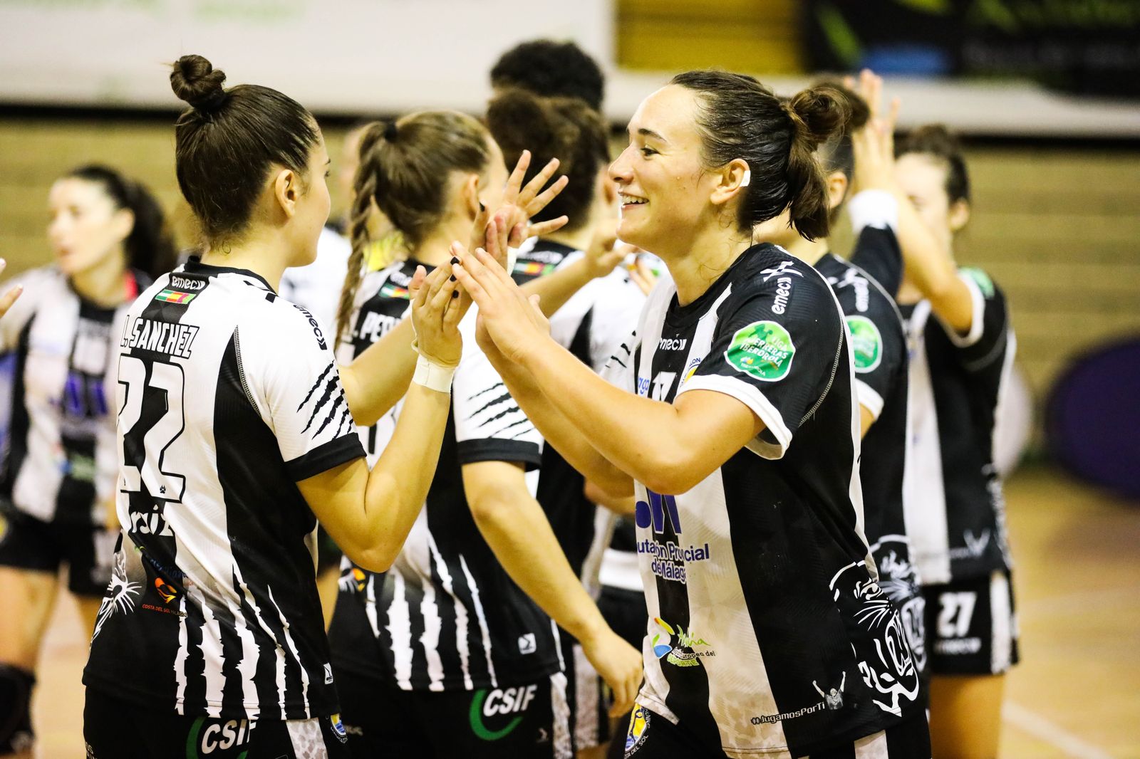 Las jugadoras del Costa del Sol, tras un encuentro.