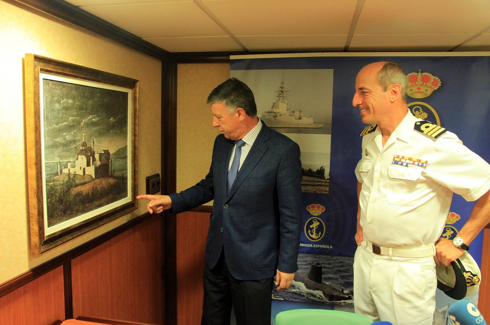 Imágenes de la Fragata Cristóbal Colón F-105