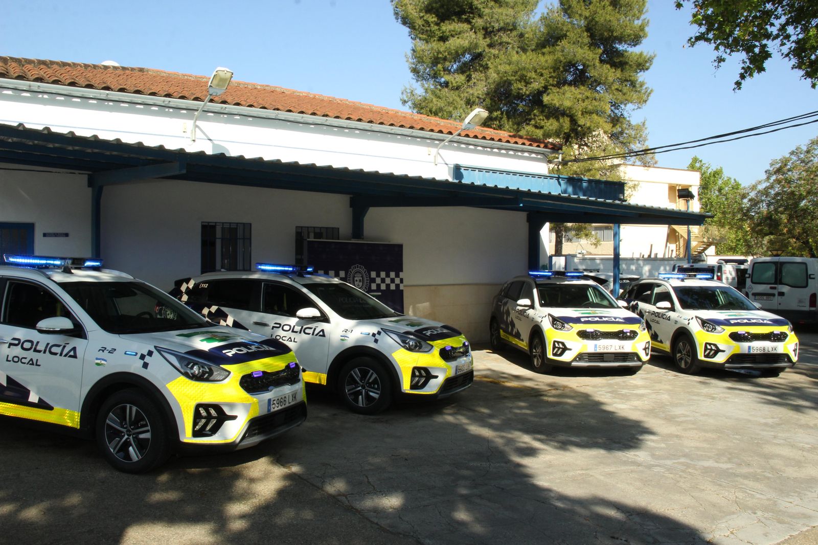 Nuevos vehículos de la Policía Local de Lucena.