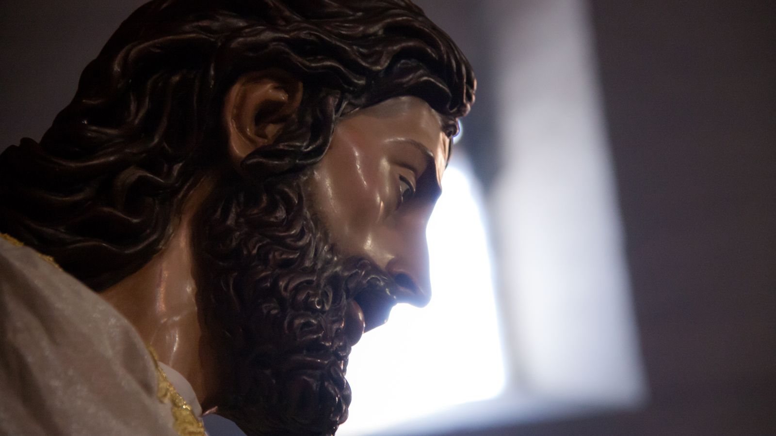 Nuestro Padre Jesús de la Paz expuesto en veneración