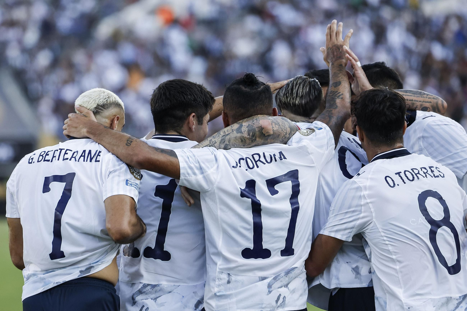 Urawa Red Diamonds-Monterrey (66).jpg