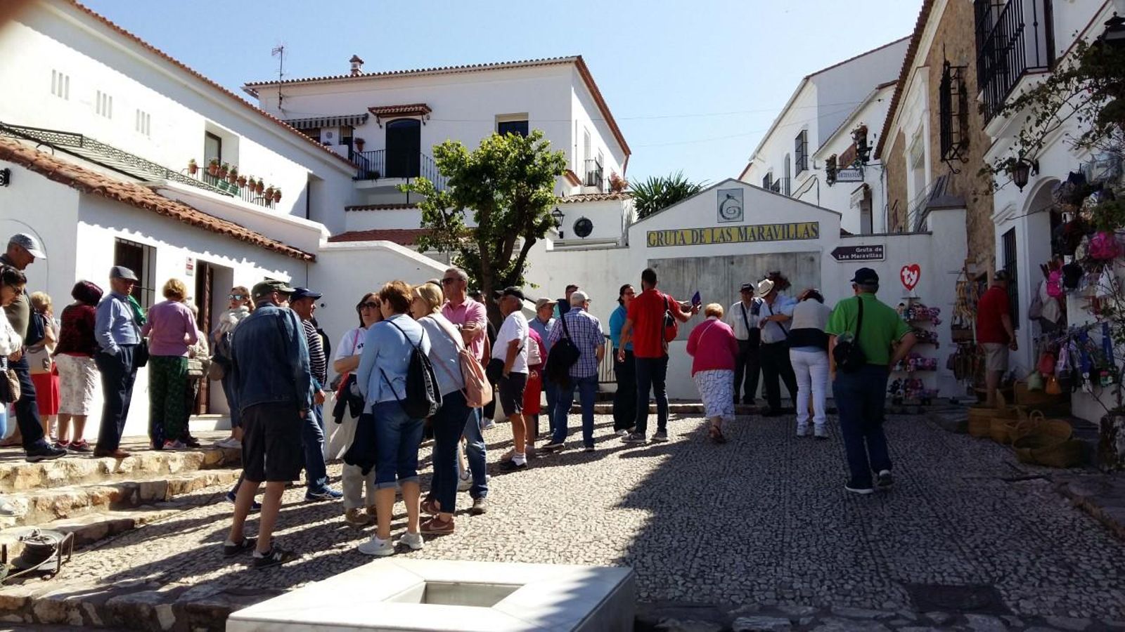 Entrada a la Gruta de las Maravillas
