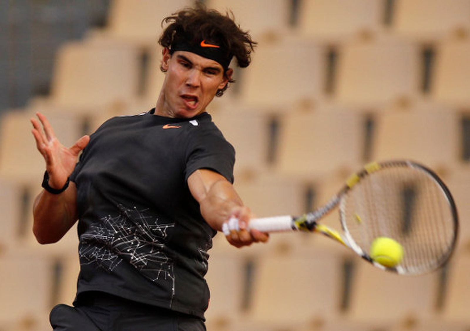 Nadal aterriza con hambre