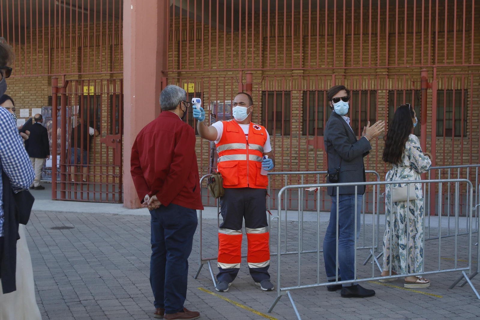 Las fotos del mano a mano de Morante y Juan Ortega en Córdoba