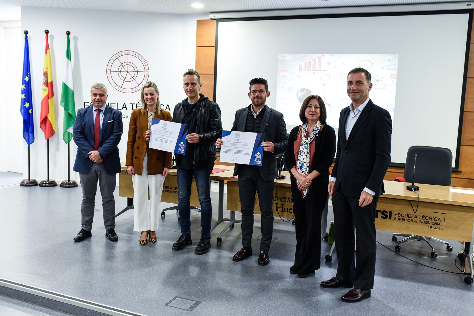 Imágenes de la entrega de premios a la excelencia docente 2022 de la Universidad de Huelva