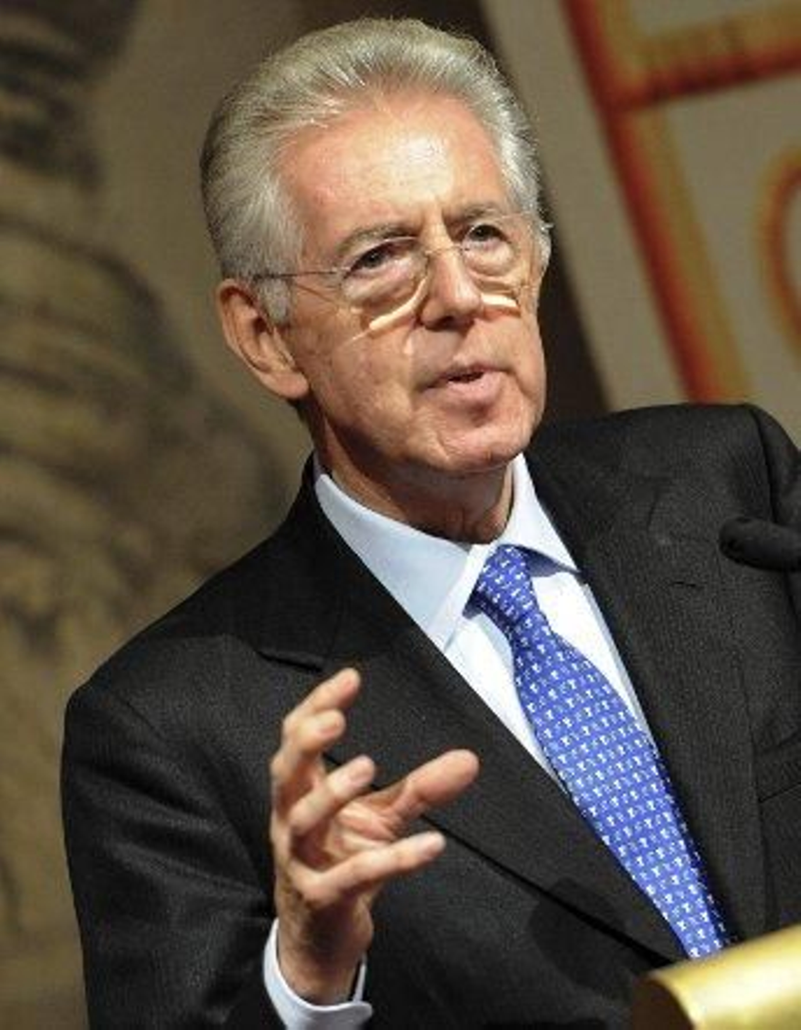 Monti afronta su primera huelga contra el plan de ajuste