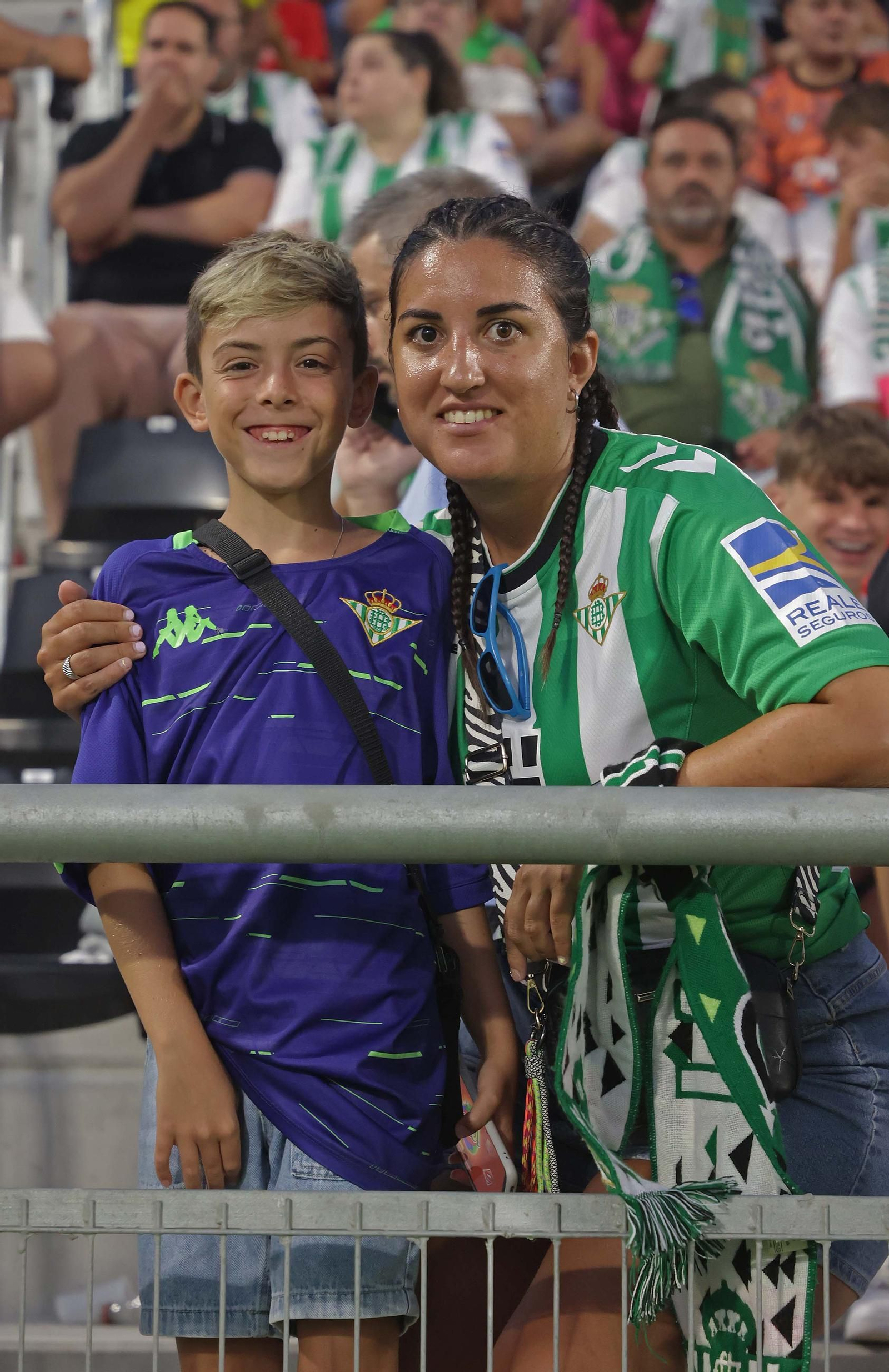 Búscate durante el Betis - Cádiz
