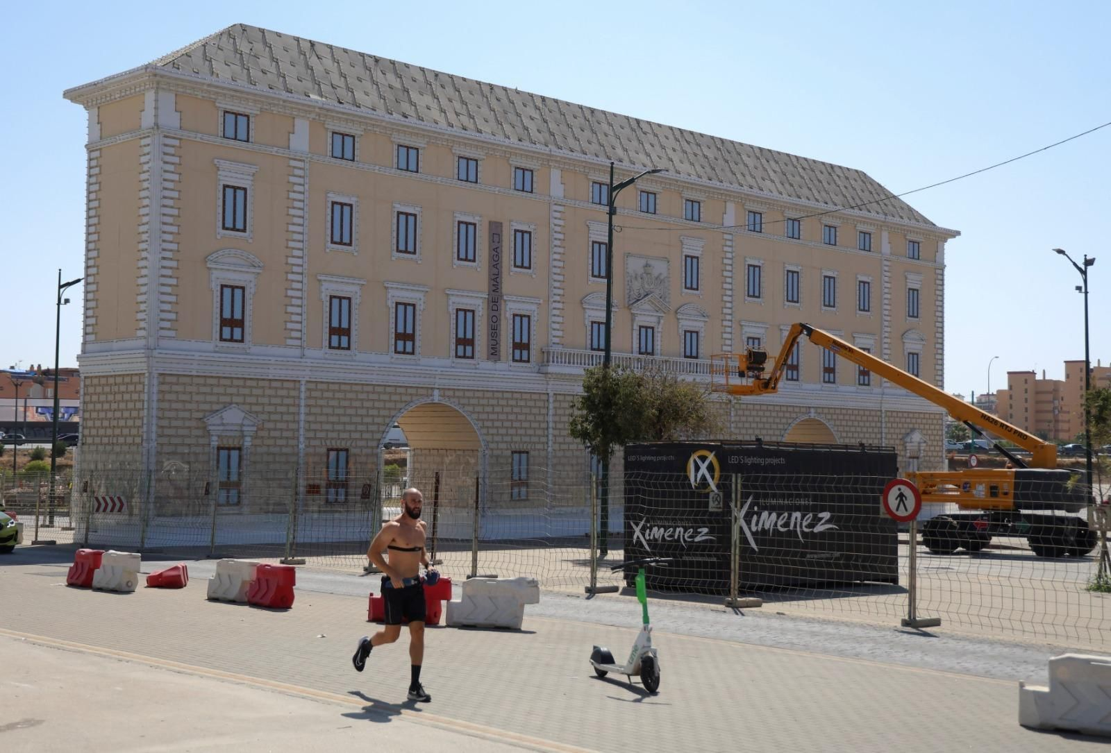 Portada del real Cortijo de Torres en la Feria de Málaga 2024.