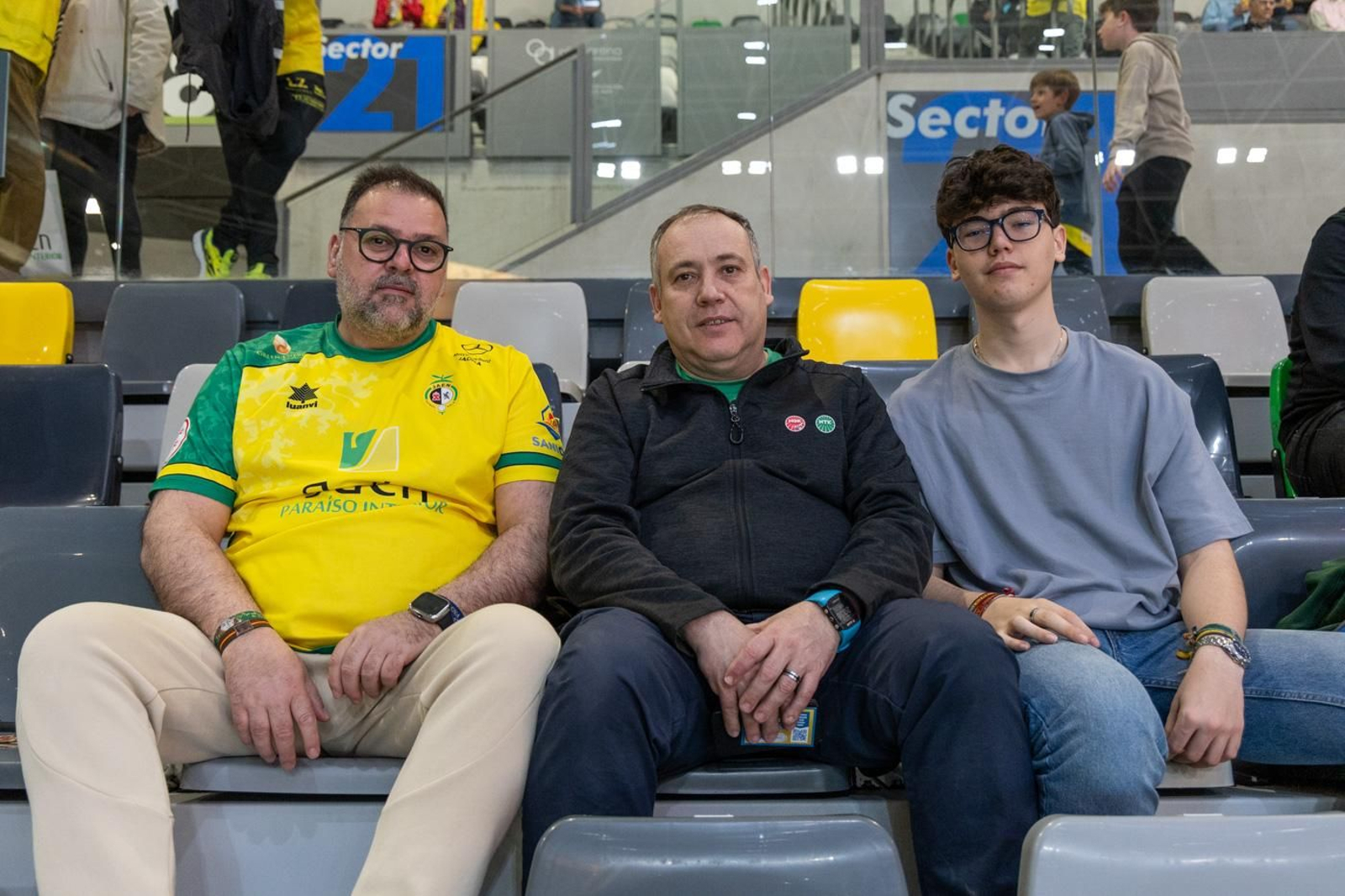 En imágenes: la afición y mejores jugadas del Jaén FS - Jimbee Cartagena