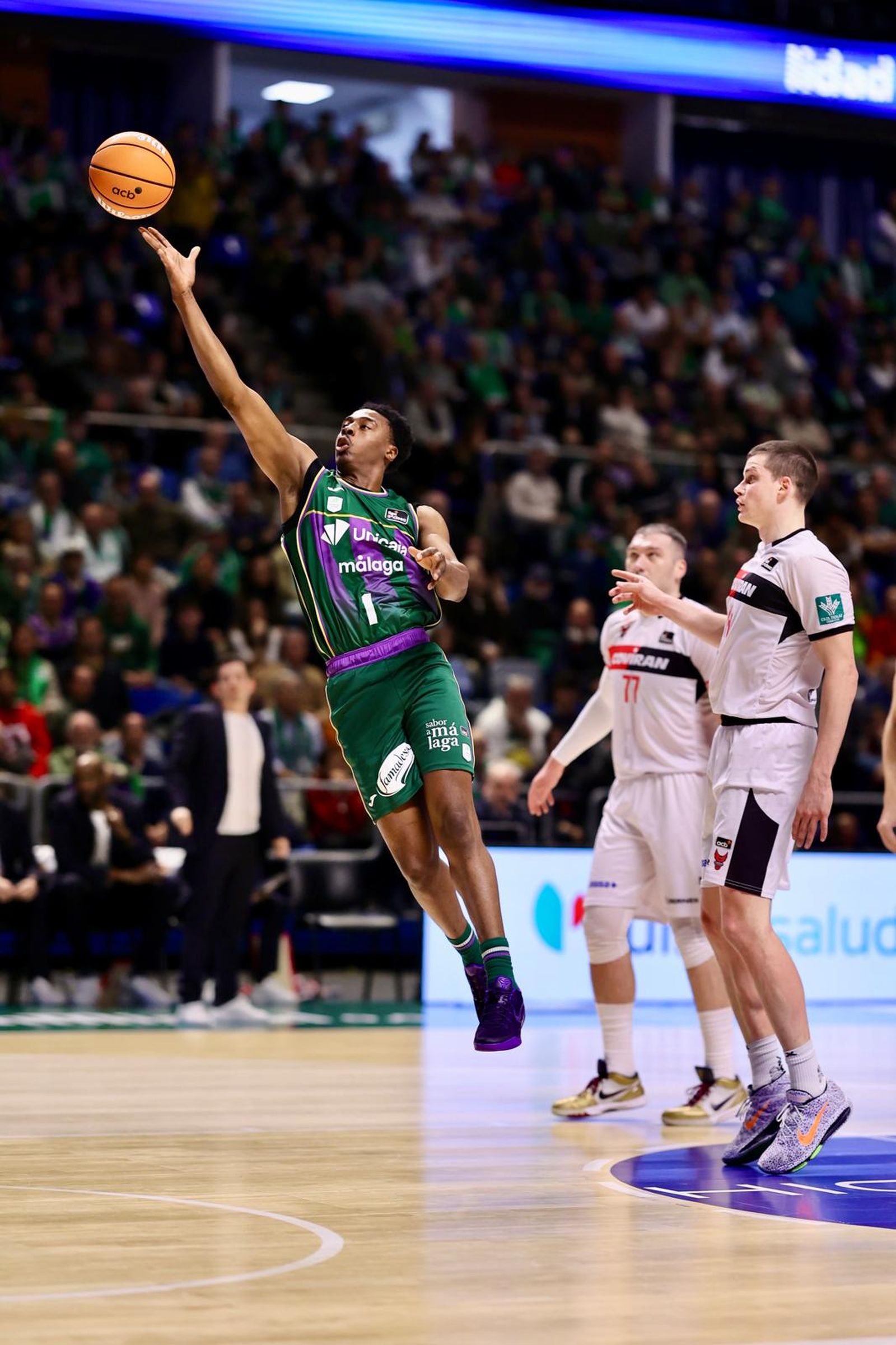 El Unicaja-Covirán Granada, en fotos