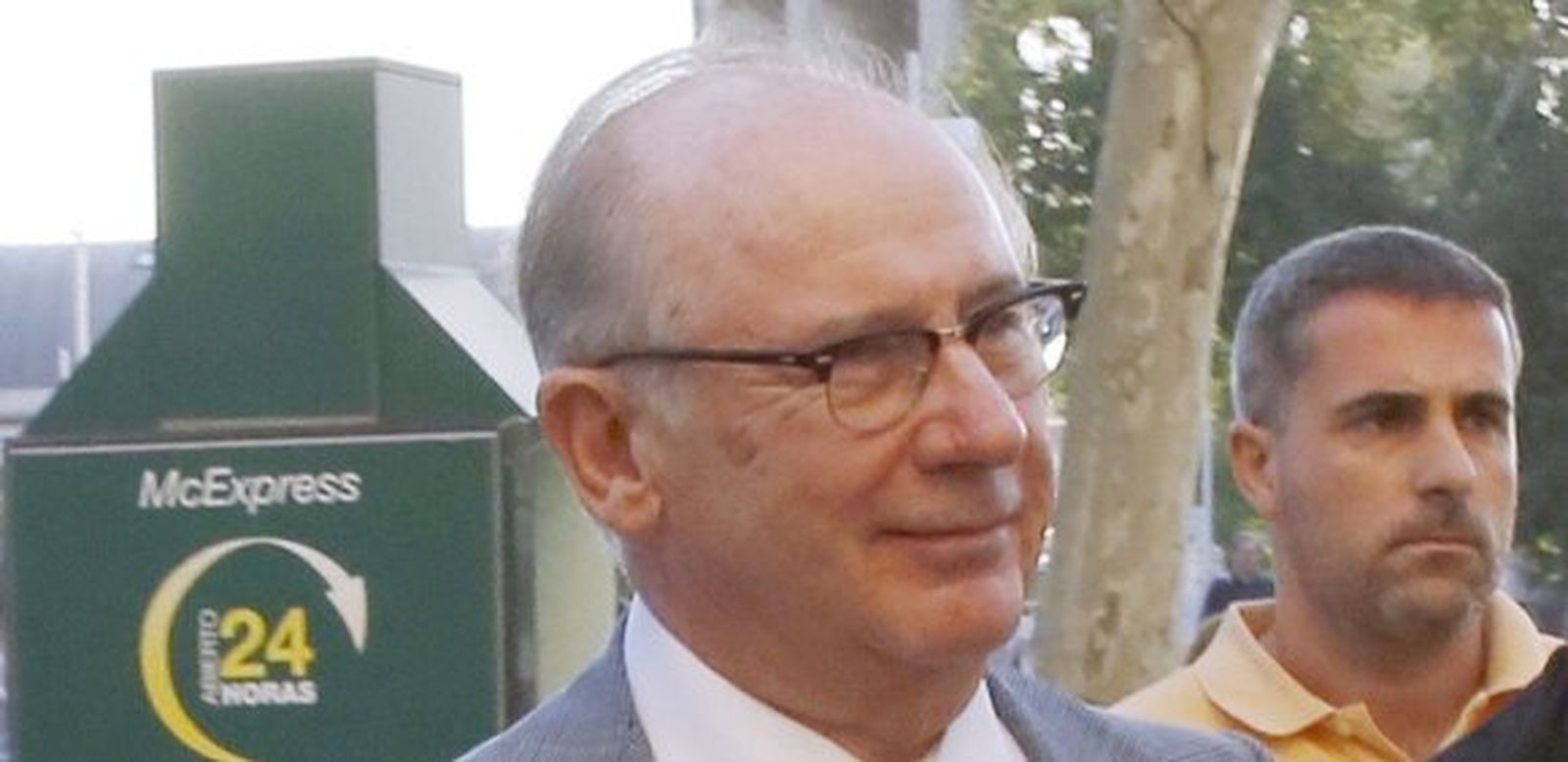 Rato defiende la contratación de su ex cuñado y su secretaria en Caja Madrid