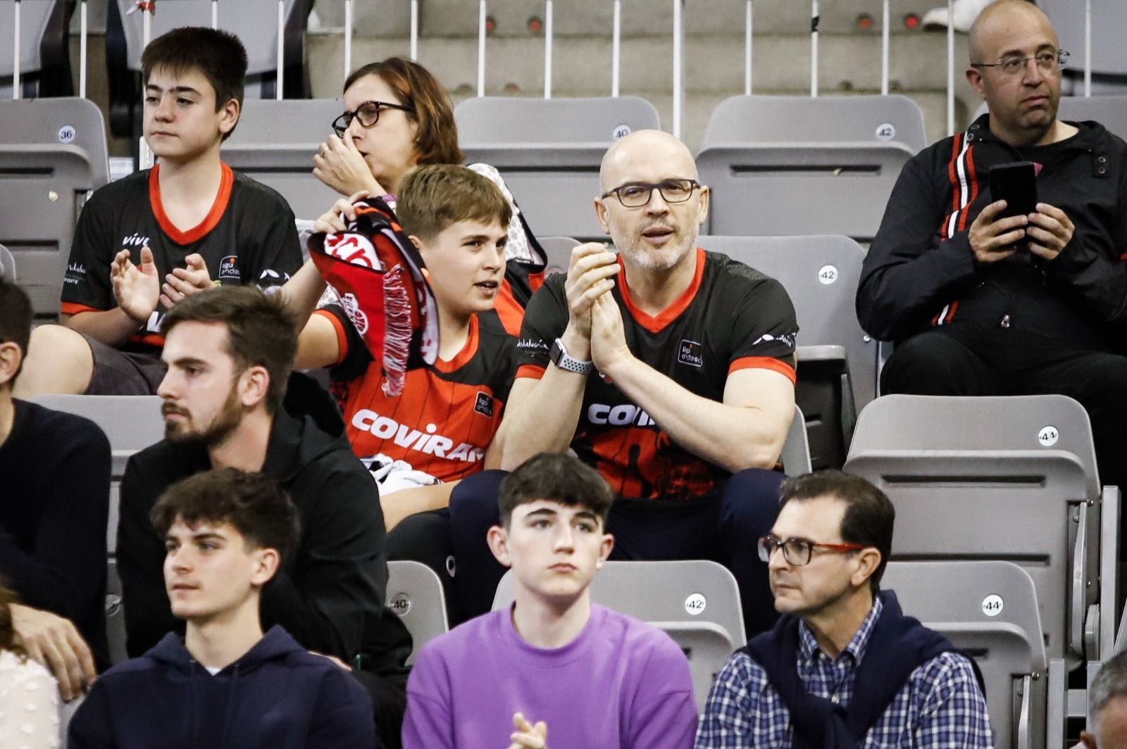 Encuéntrate en la grada en el Covirán Granada - UCAM Murcia