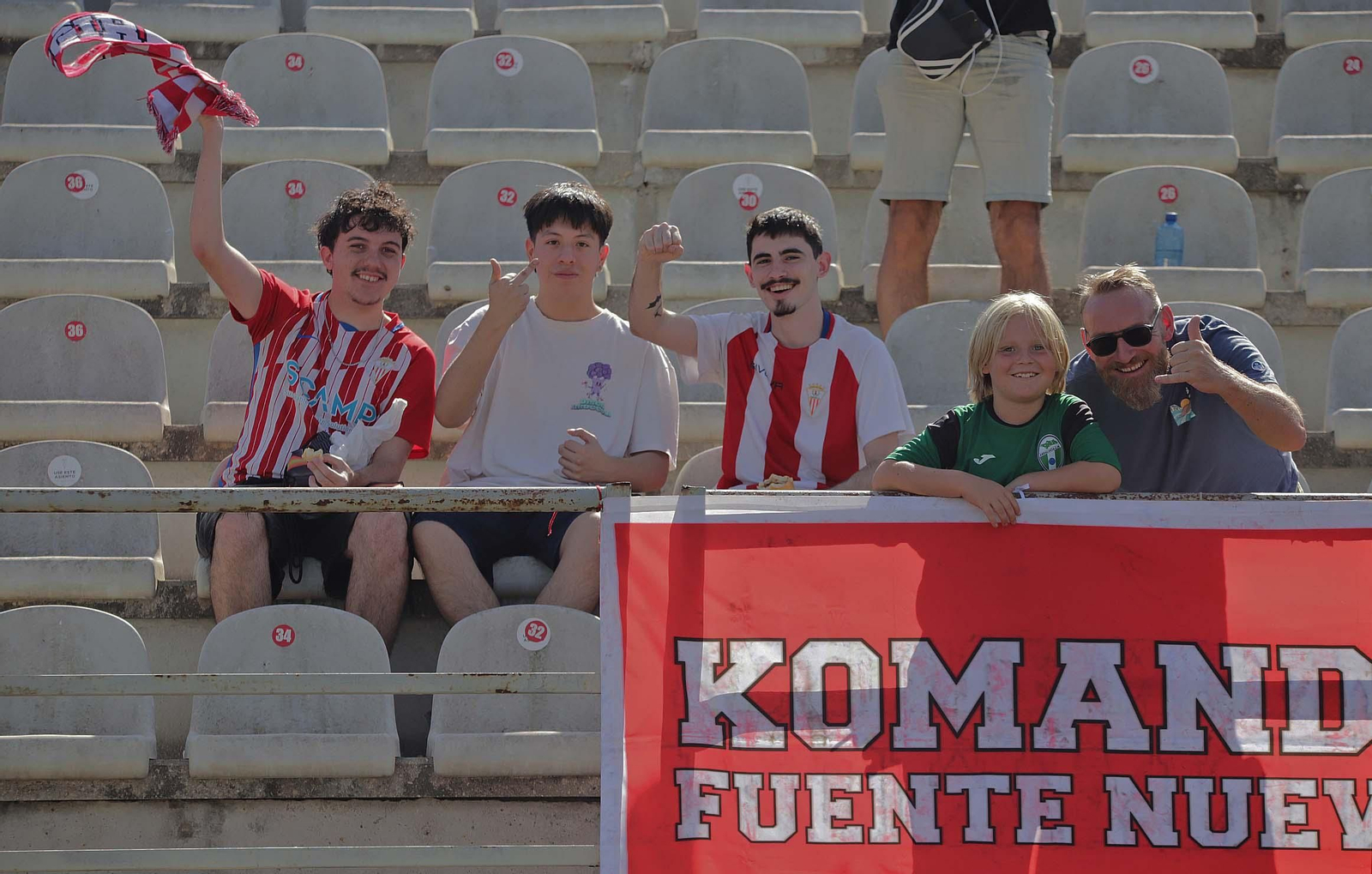 Búscate en el Nuevo Mirador durante el Algeciras - Alcorcón de Primera Federación