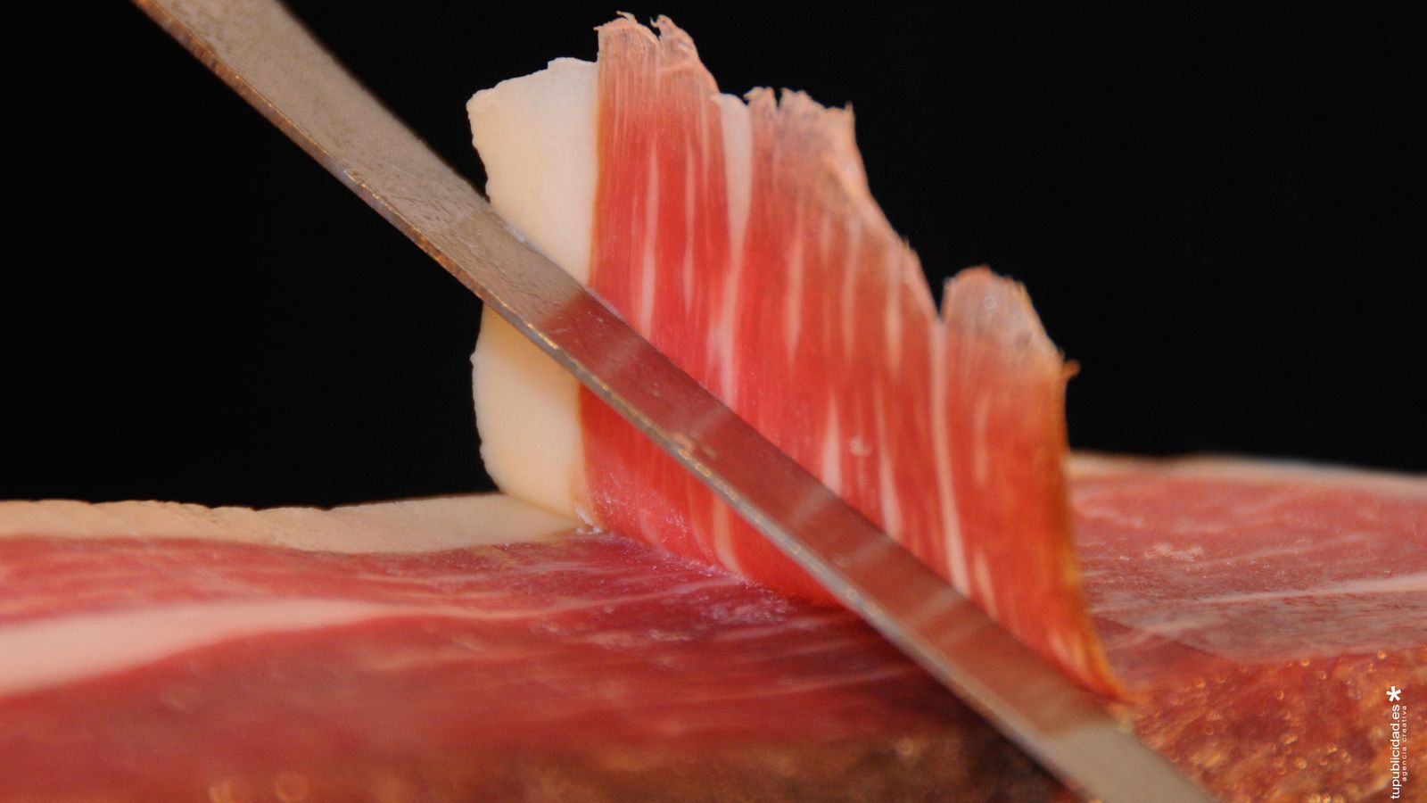 El jamón, un emblema gastronómico.